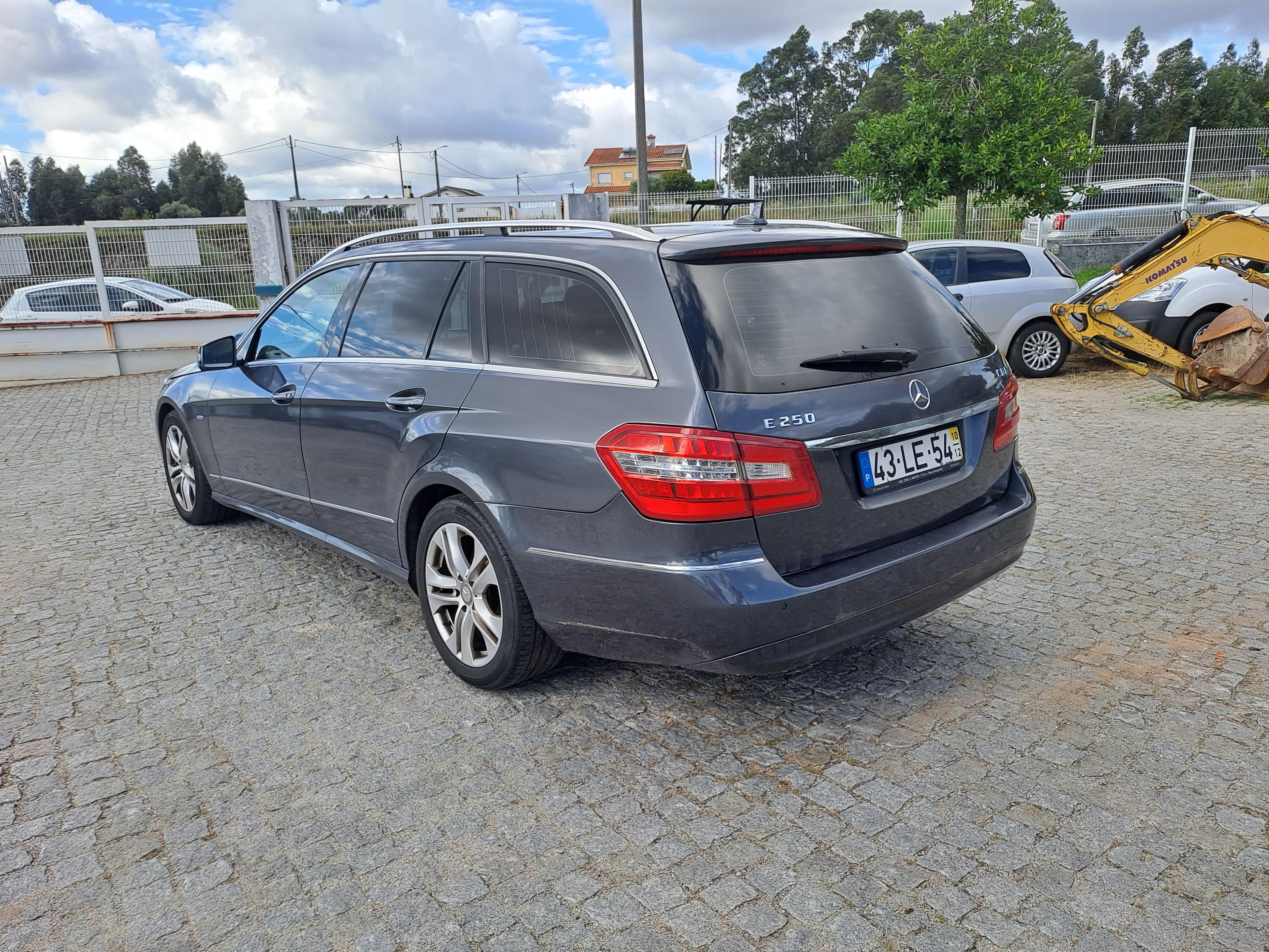 Mercedes-Benz E250 CDI · Ano 2010 — imagem 4
