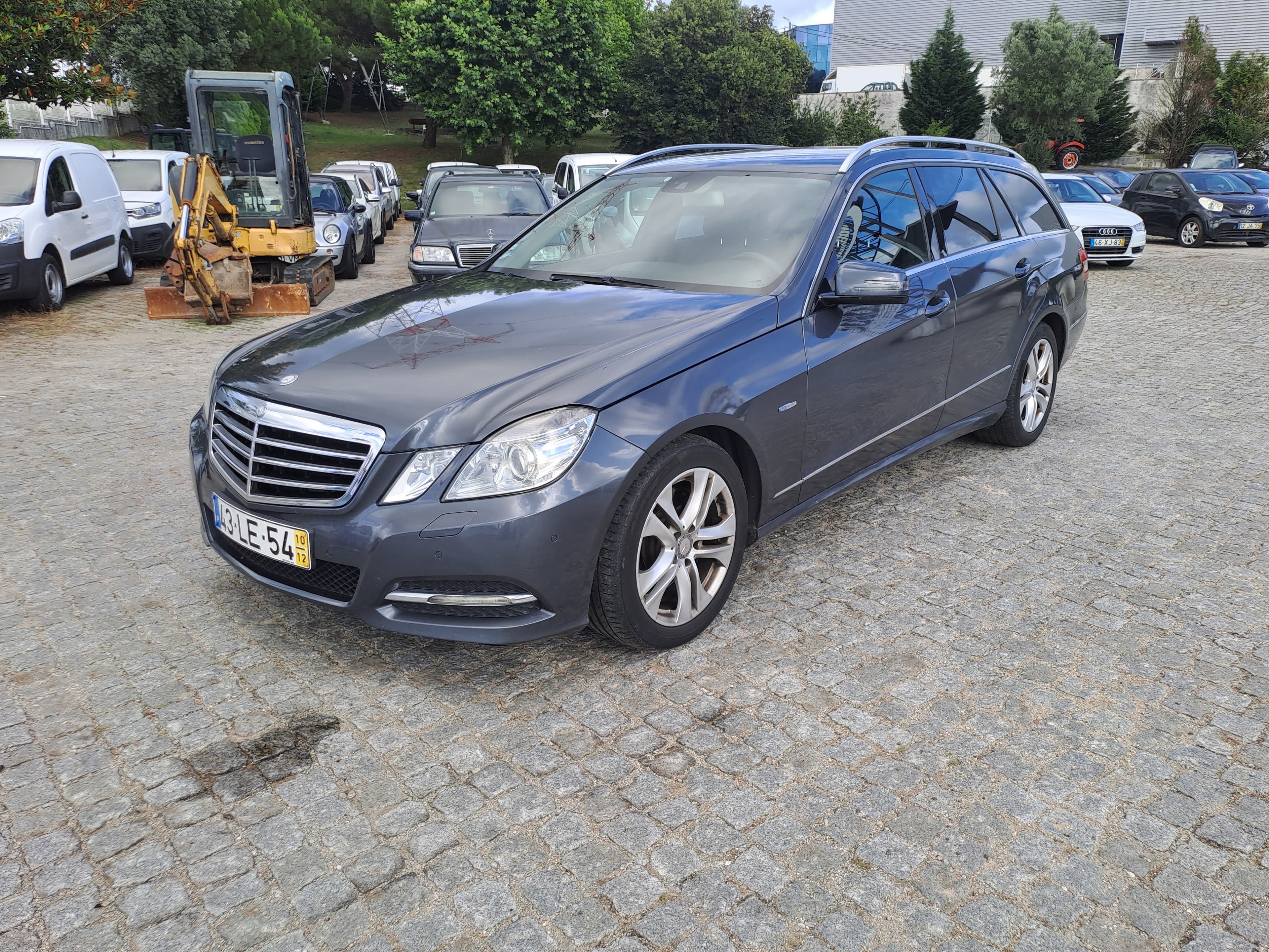Mercedes-Benz E250 CDI · Ano 2010 — imagem 3