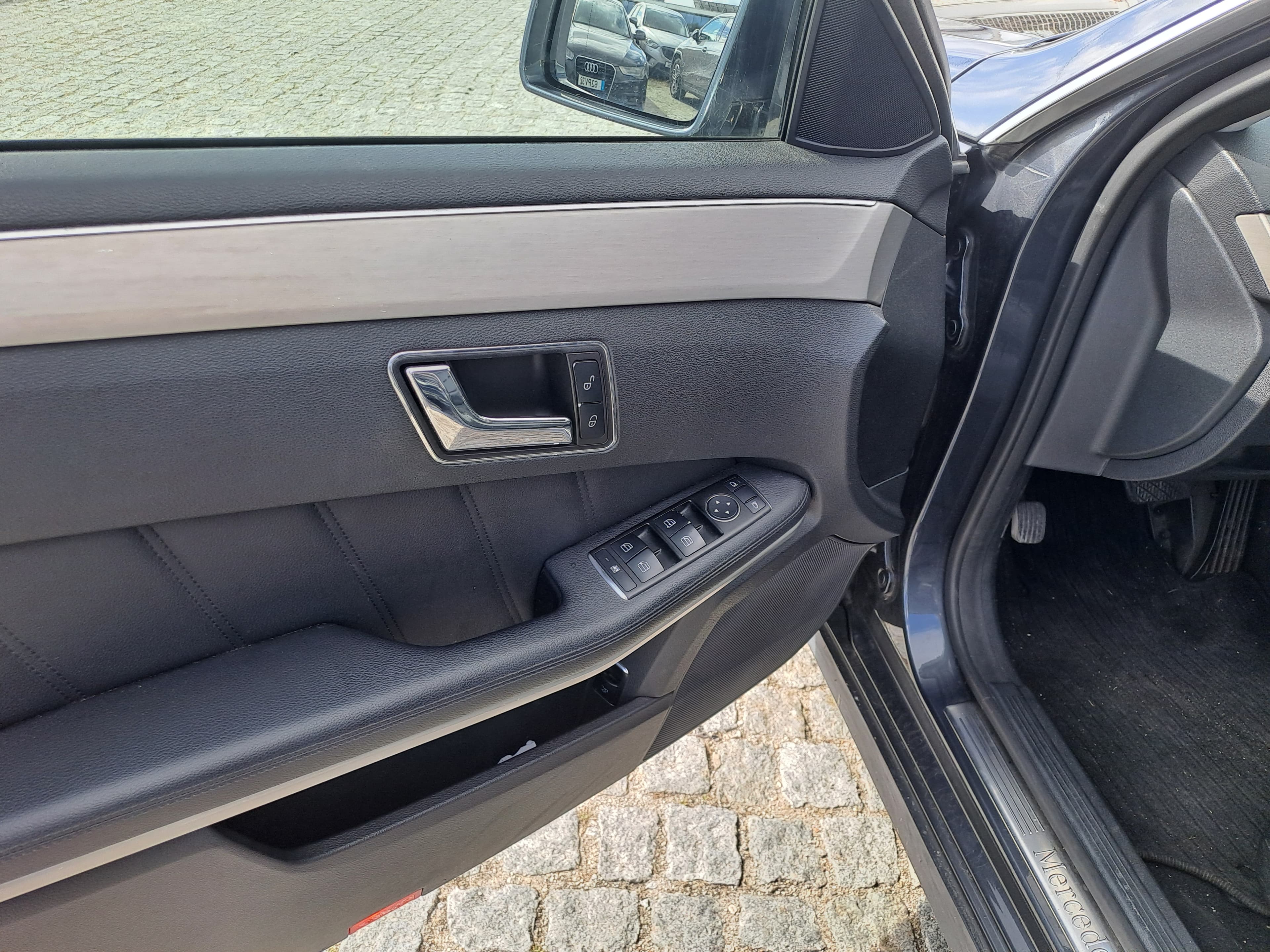 Mercedes-Benz E250 CDI · Ano 2010 — imagem 30