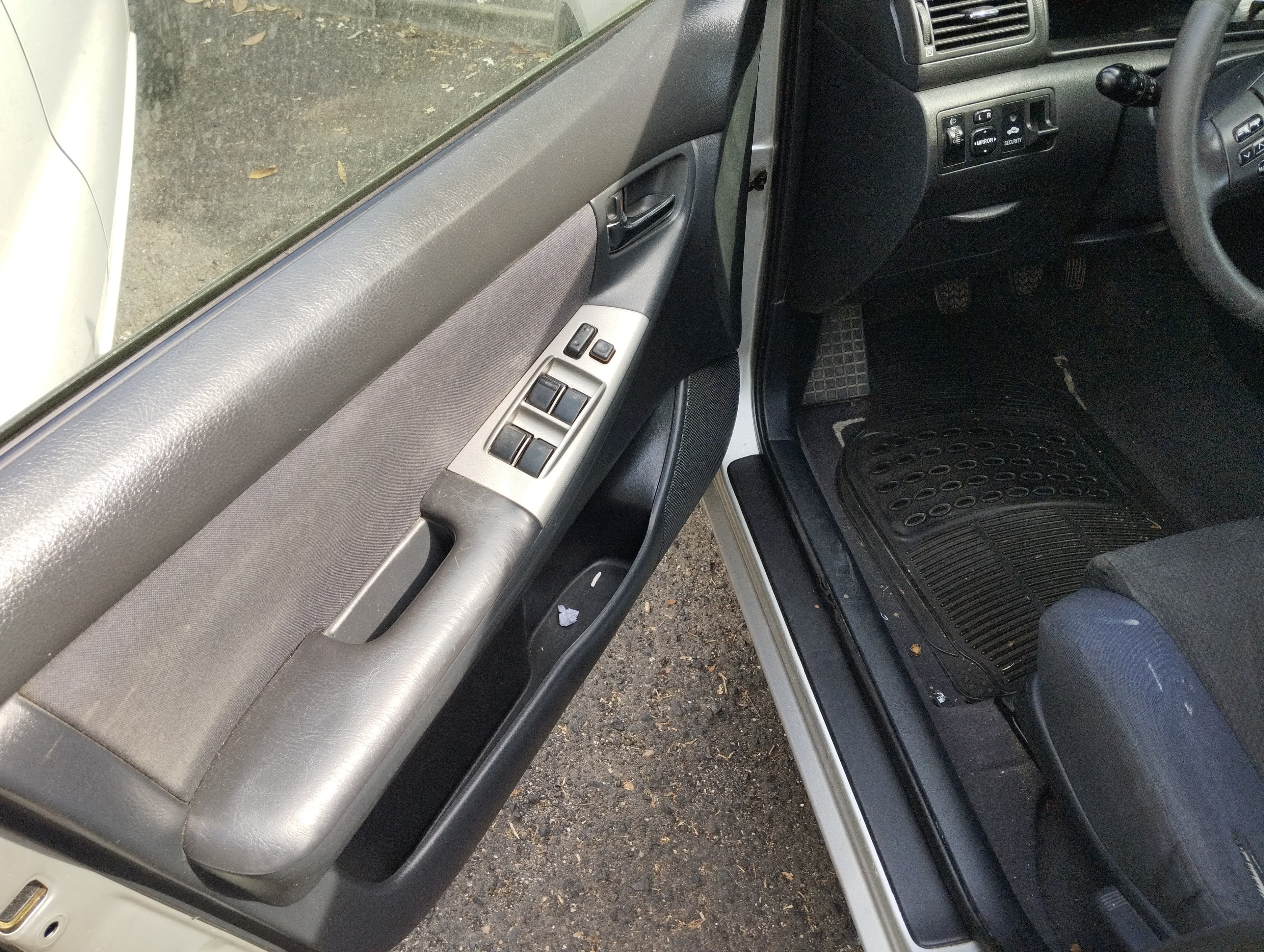 Toyota Corola · Ano 2004 — imagen 10