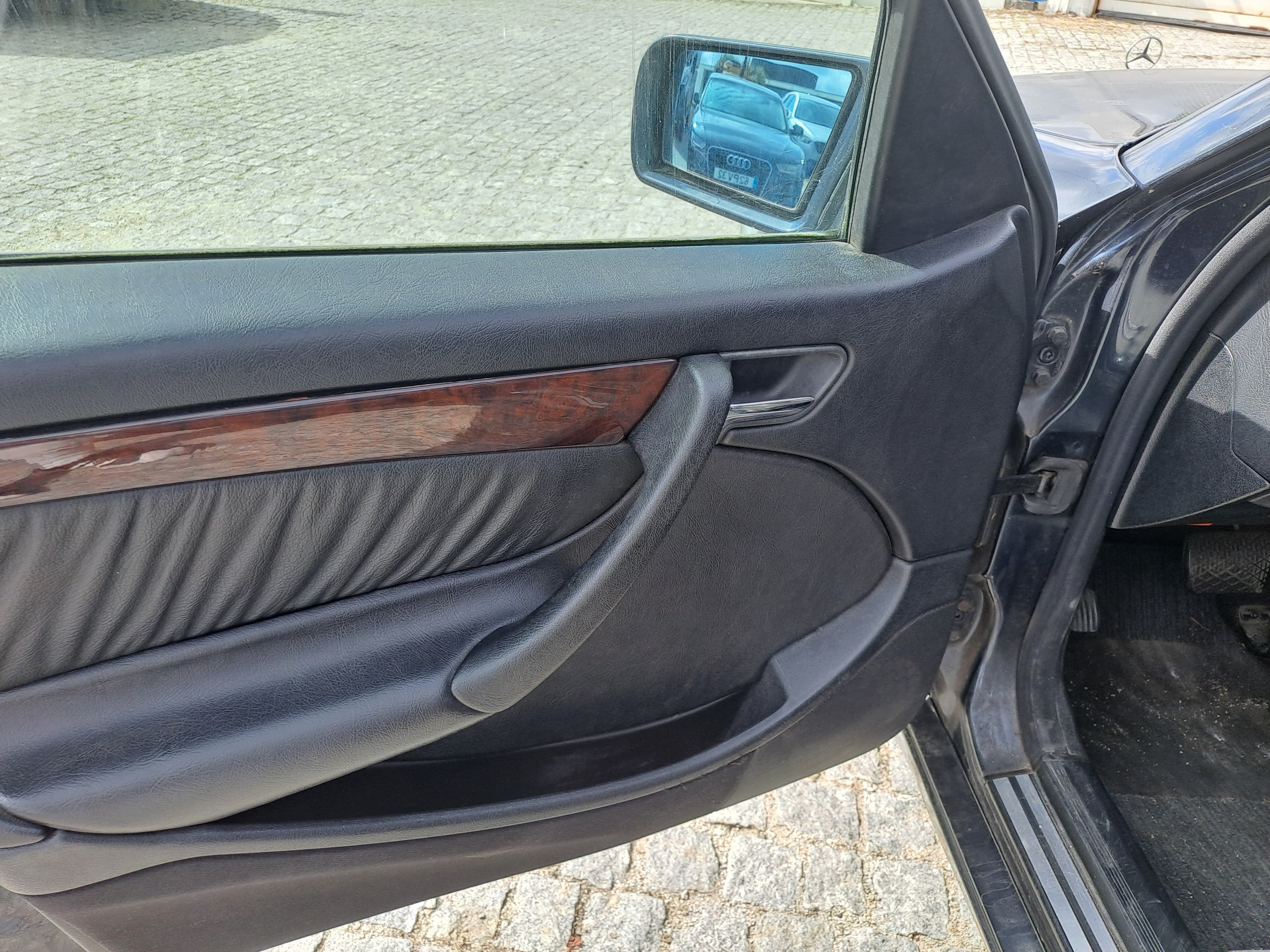 Mercedes-Benz C220 CDI · Ano 2000 — imagen 36