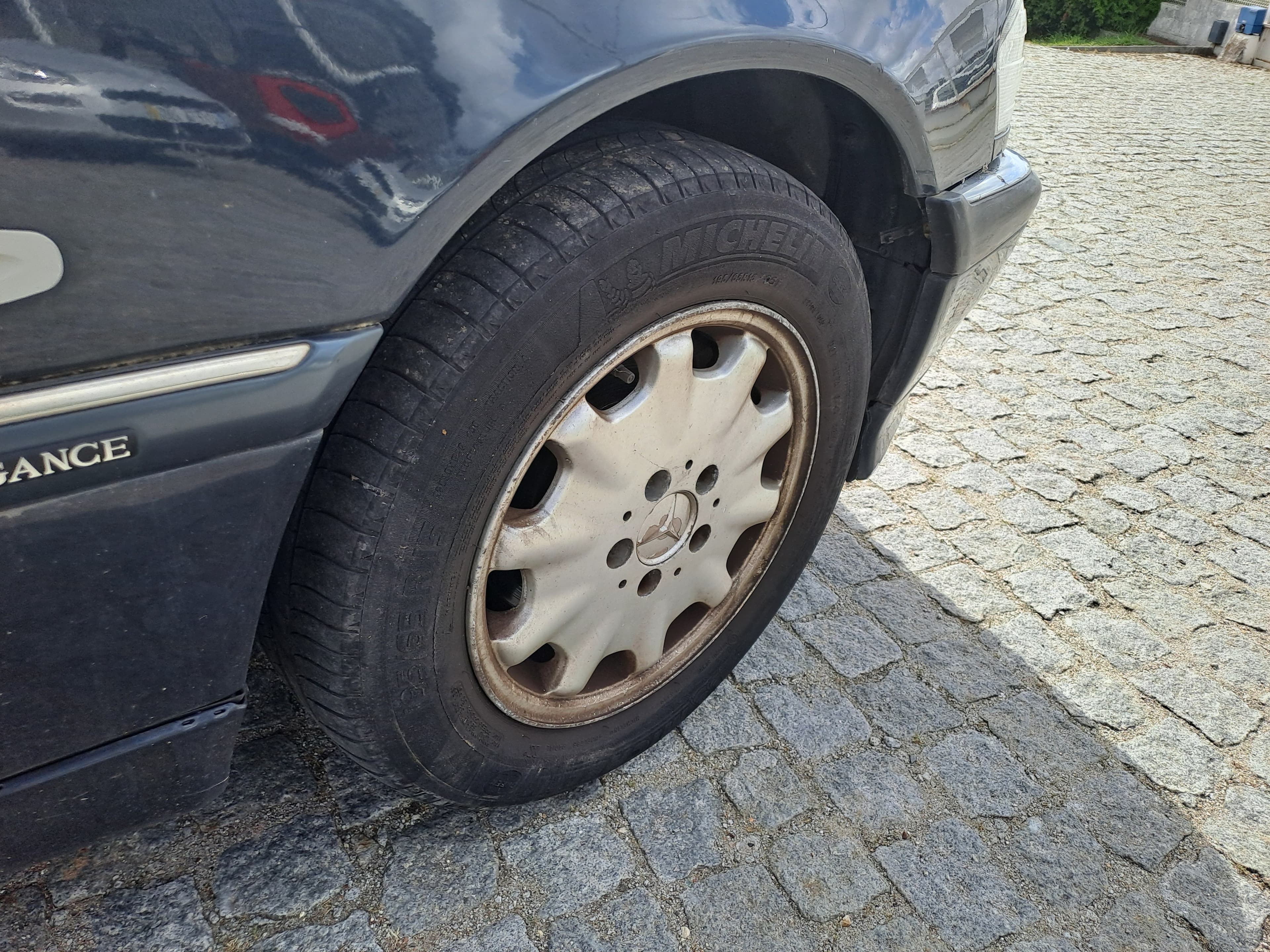 Mercedes-Benz C220 CDI · Ano 2000 — imagen 19