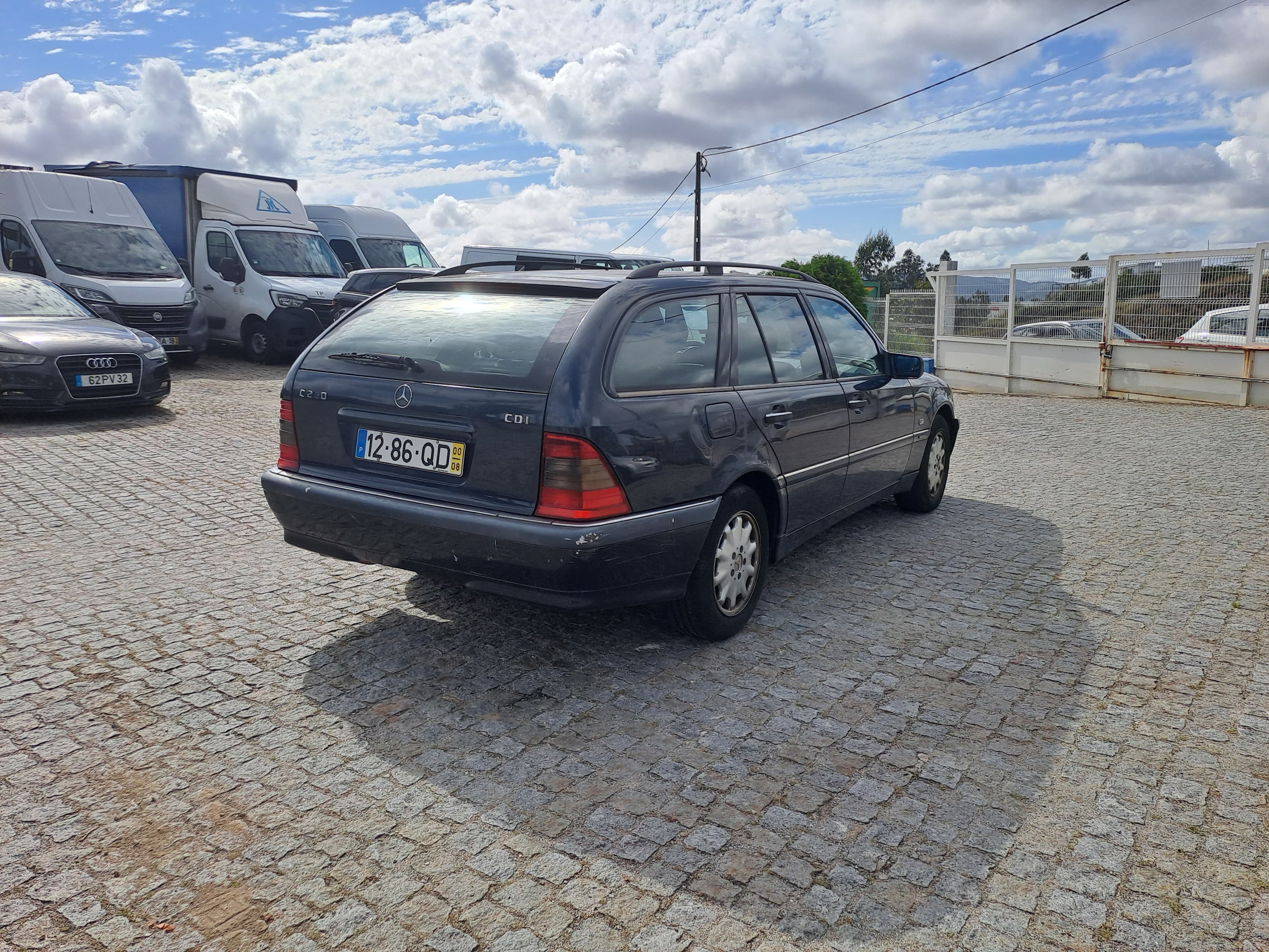 Mercedes-Benz C220 CDI · Ano 2000 — imagen 6