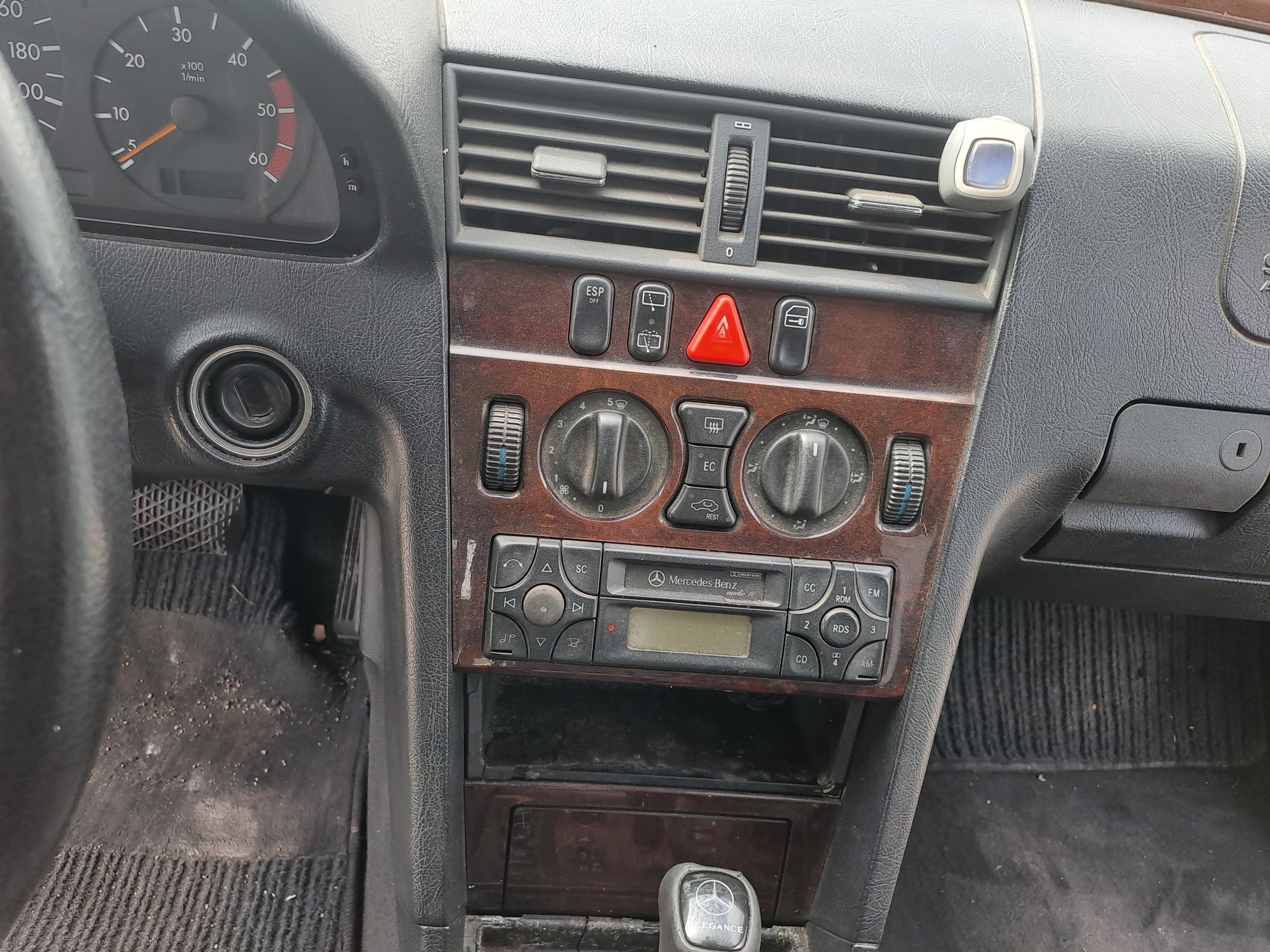 Mercedes-Benz C220 CDI · Ano 2000 — imagen 31