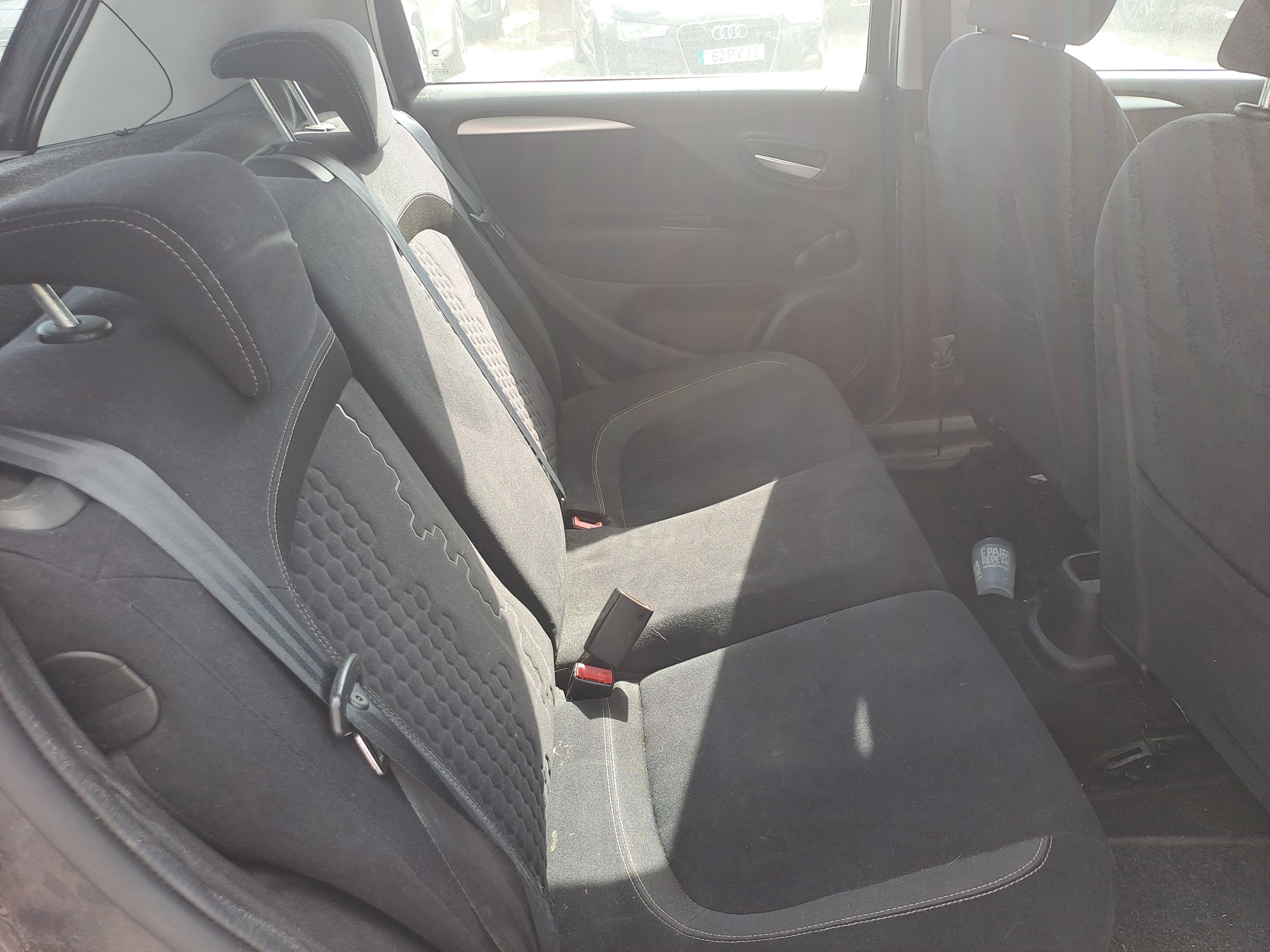 Fiat Punto · Ano 2013 — imagen 18
