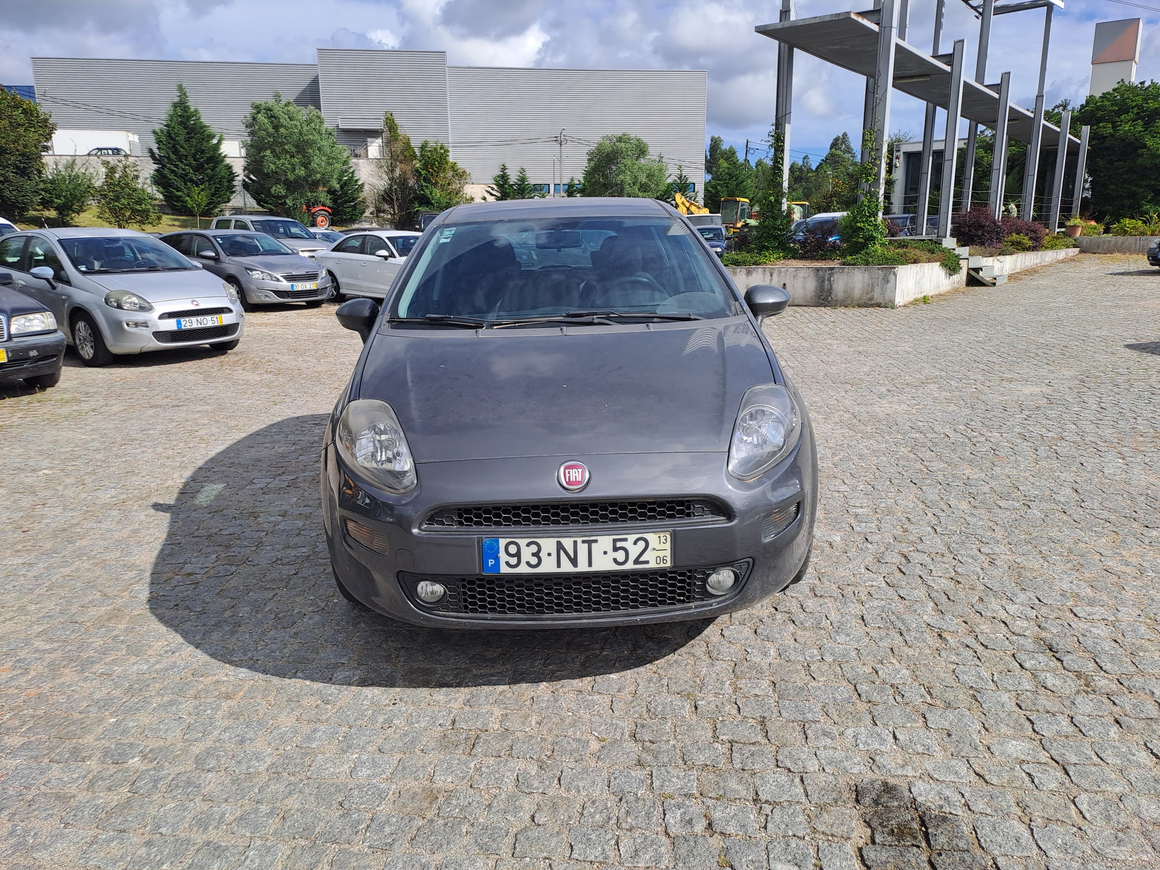Fiat Punto · Ano 2013 — imagen 2