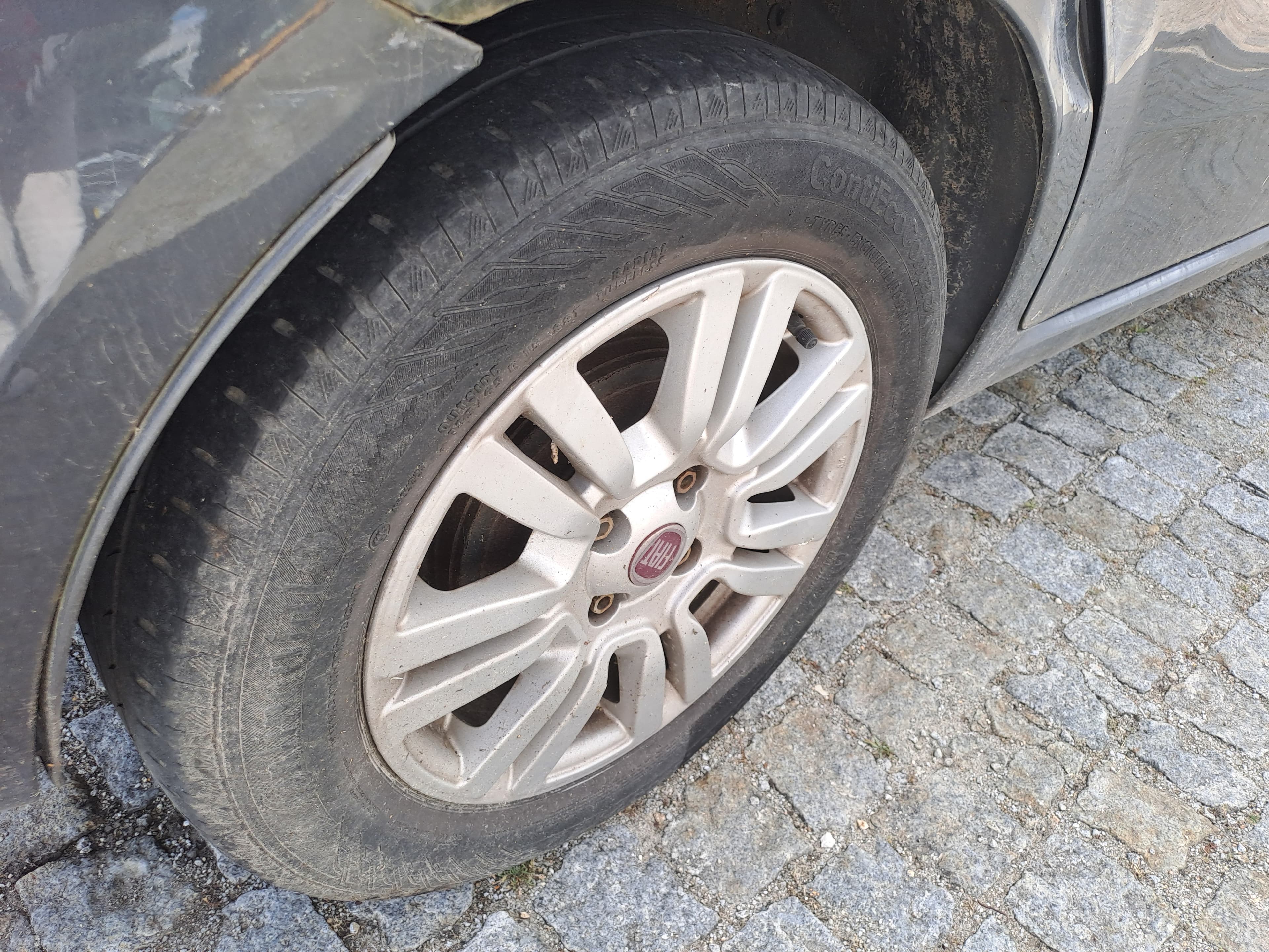 Fiat Punto · Ano 2013 — imagen 11