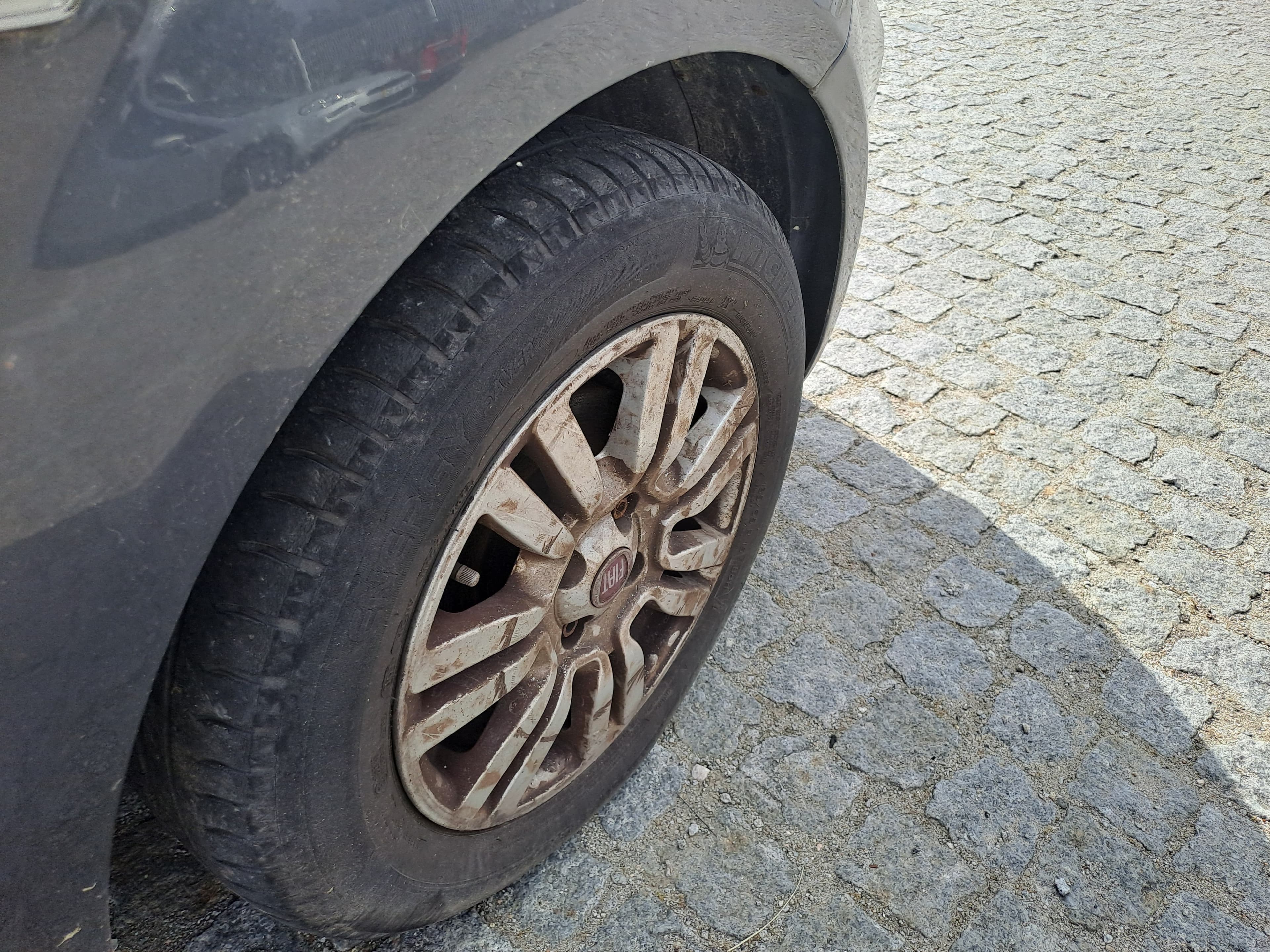 Fiat Punto · Ano 2013 — imagen 13