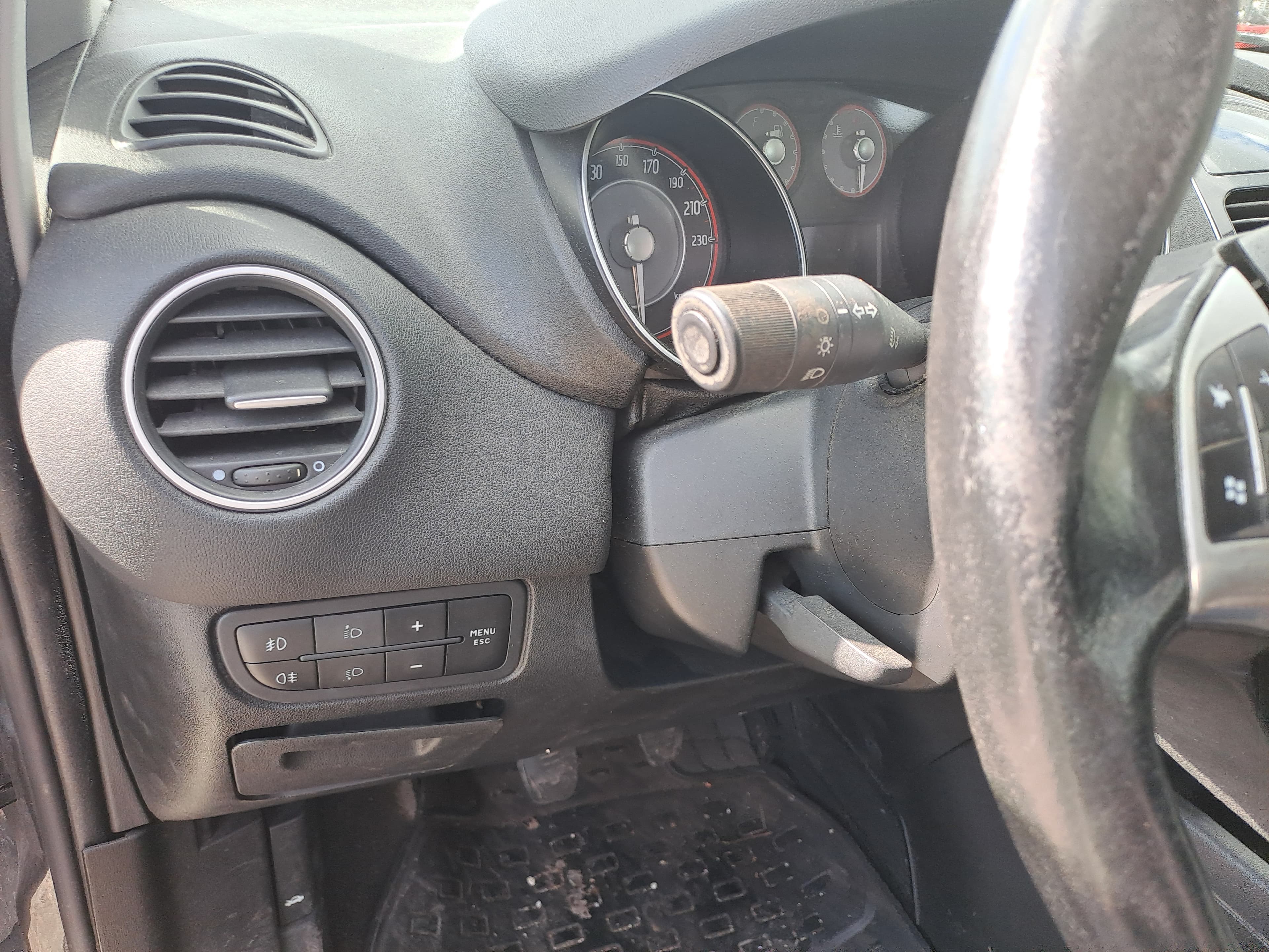 Fiat Punto · Ano 2013 — imagen 24