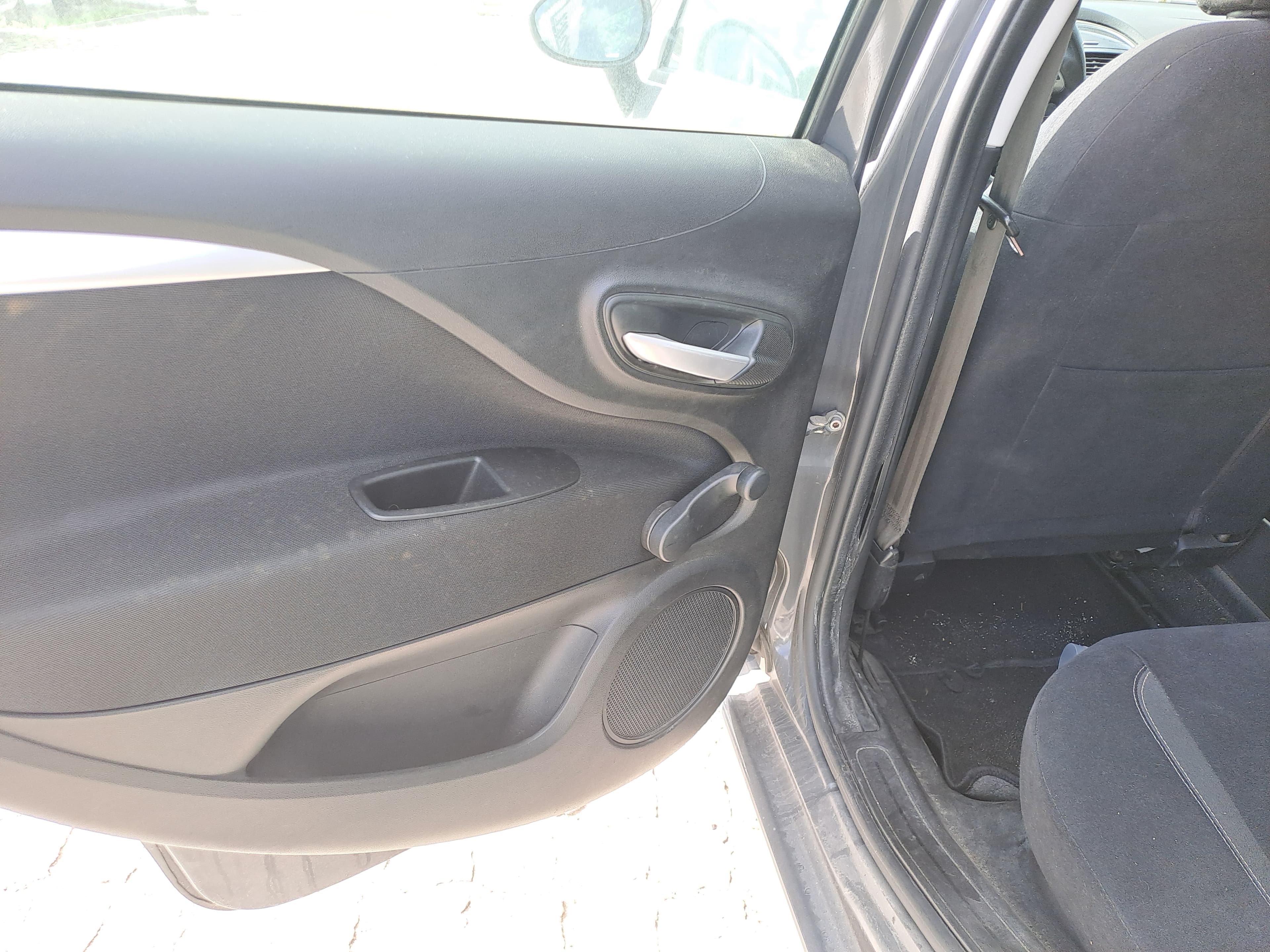 Fiat Punto · Ano 2013 — imagen 21