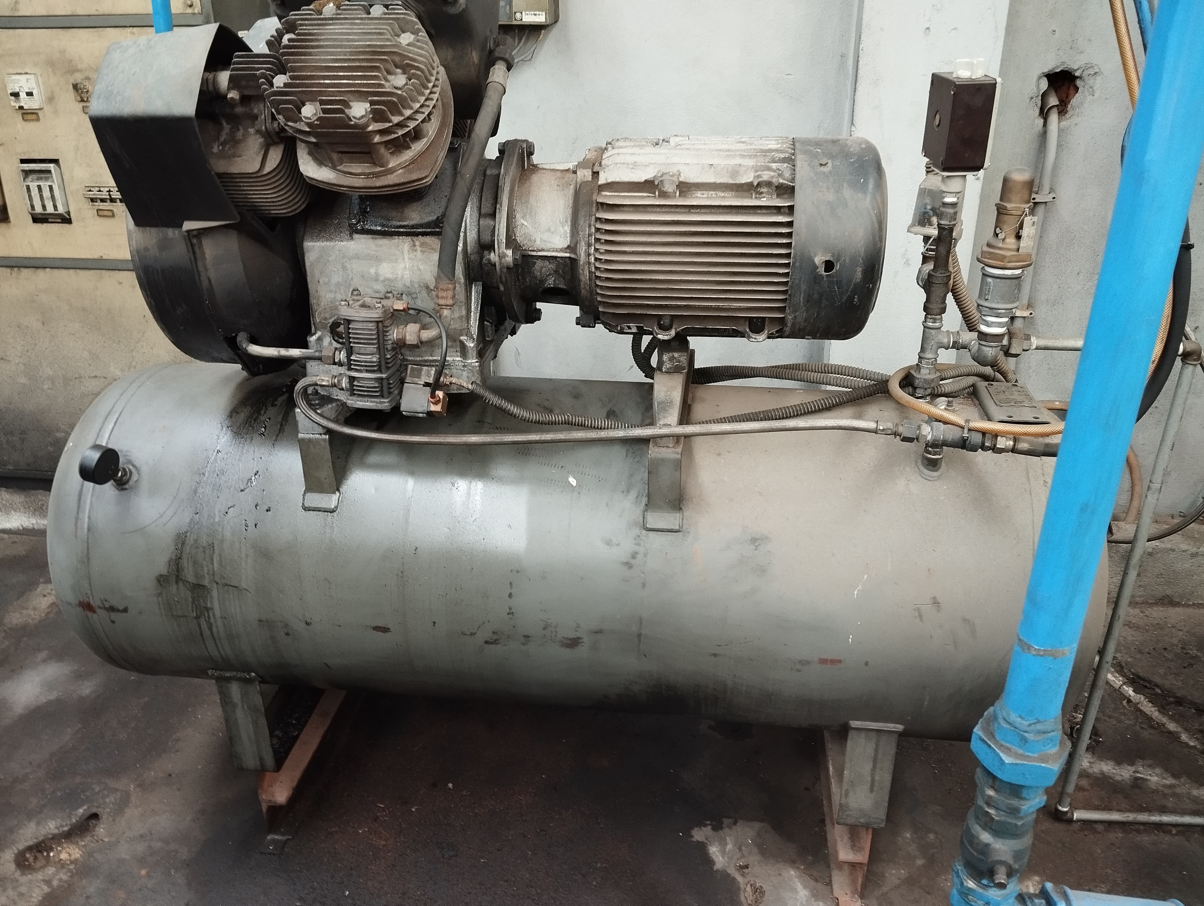 Compressor e Depósito de Ar — imagem 3