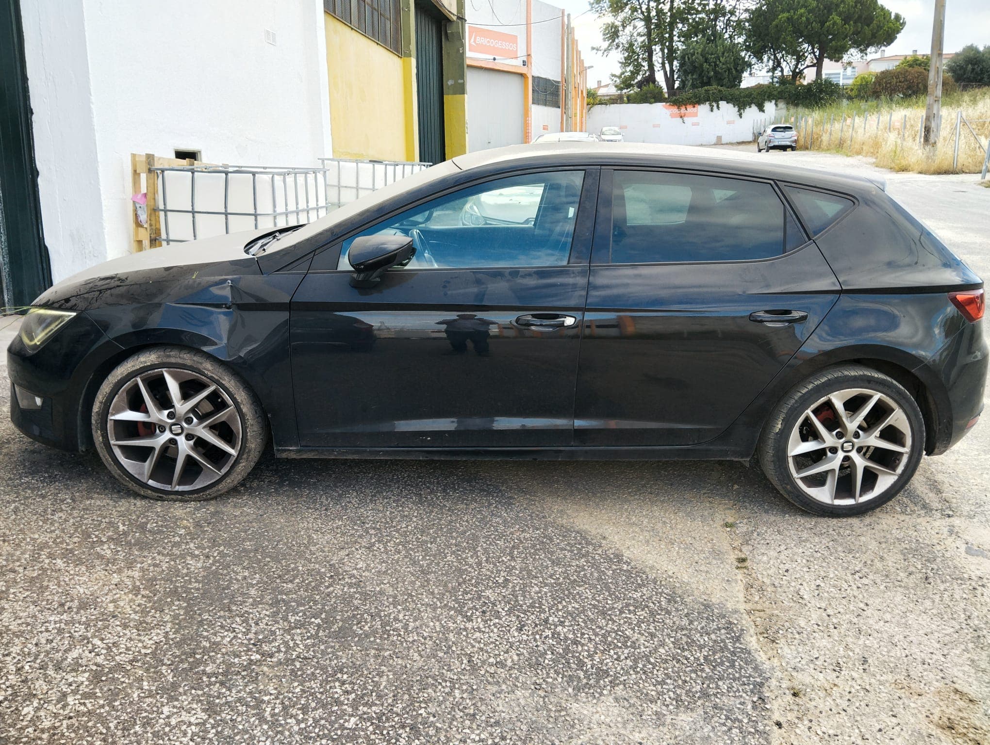Seat Leon TDI · Ano 2015 — image 6