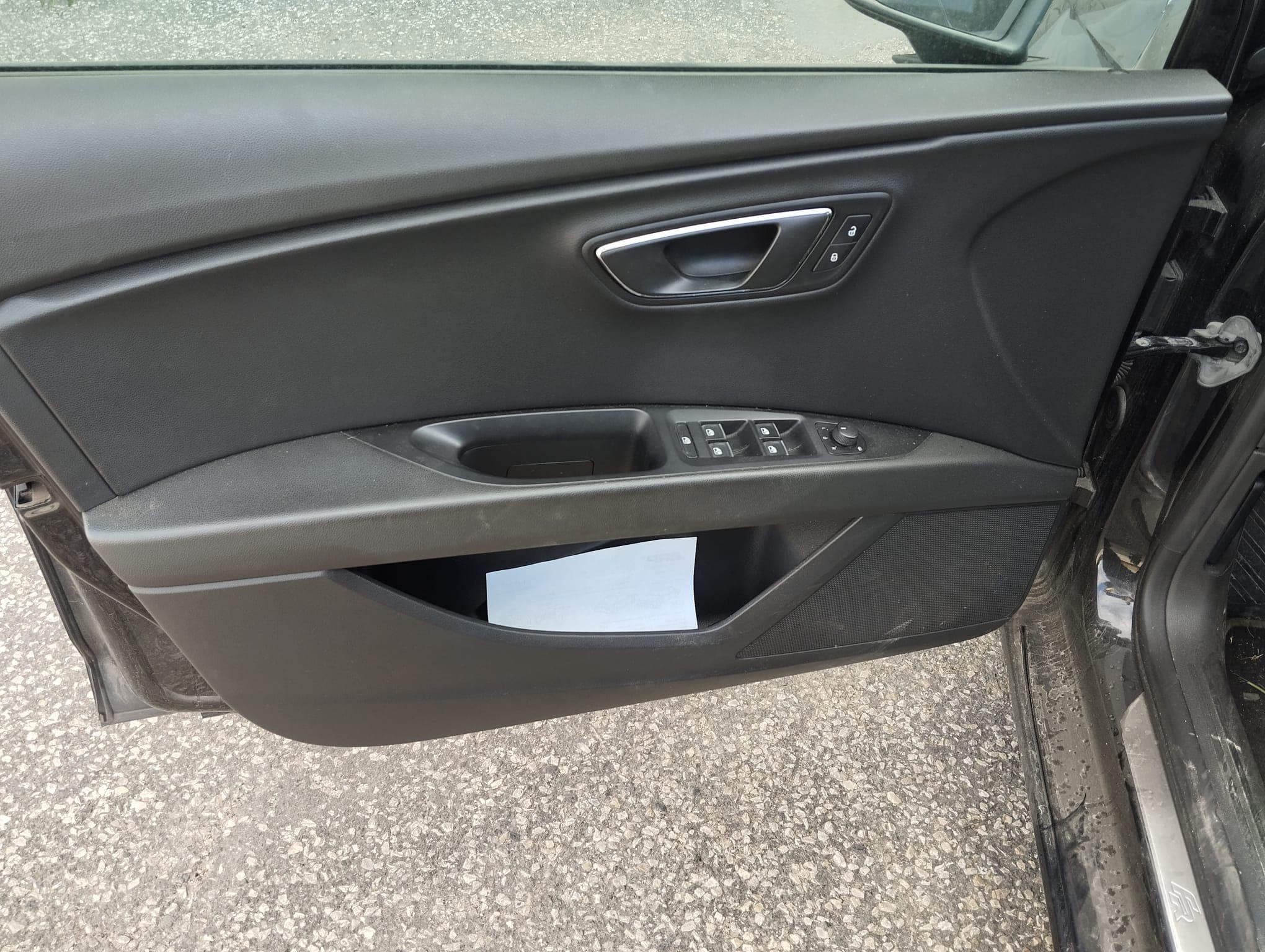 Seat Leon TDI · Ano 2015 — image 13