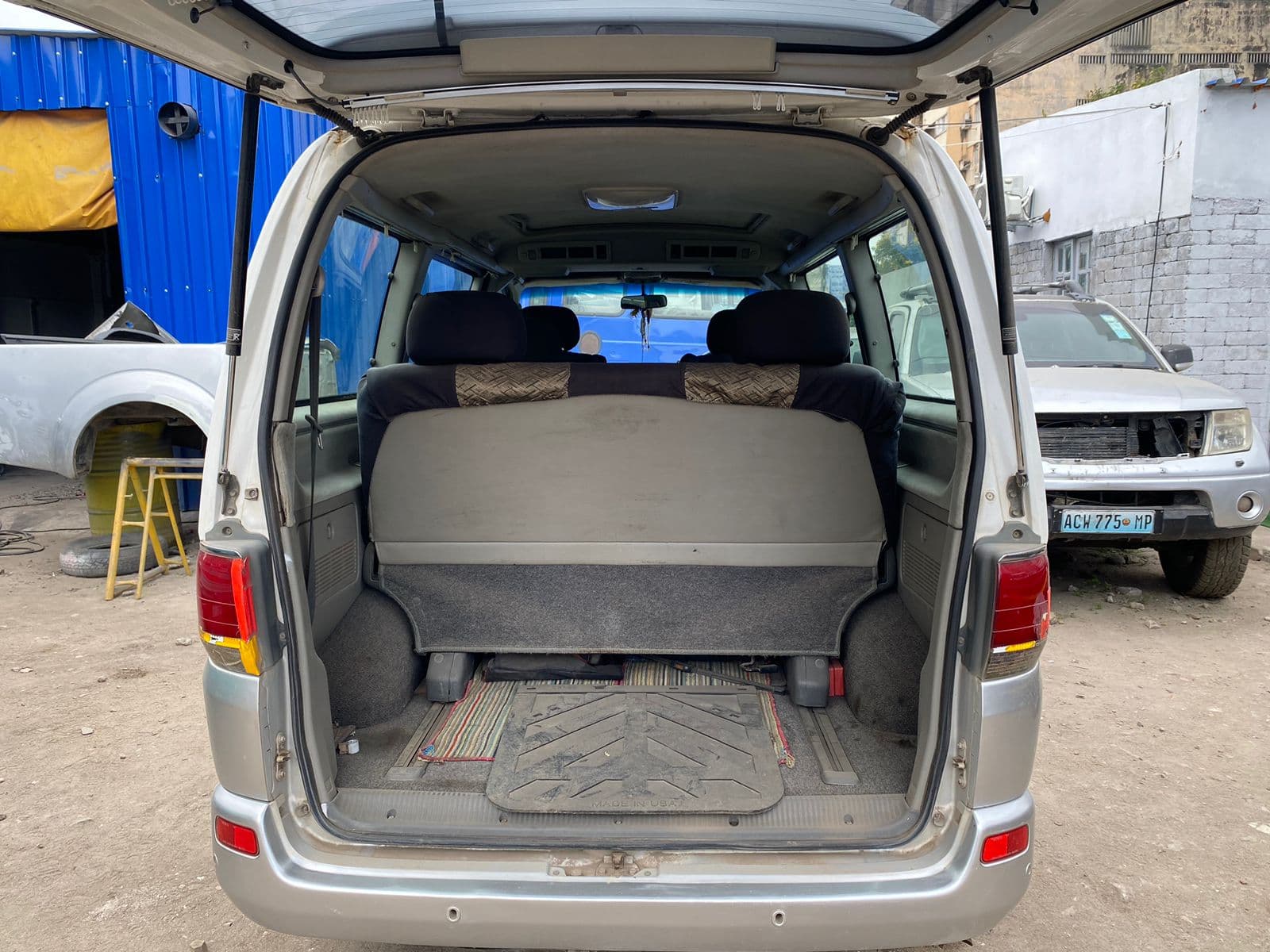 Toyota Hiace Regius — imagem 4