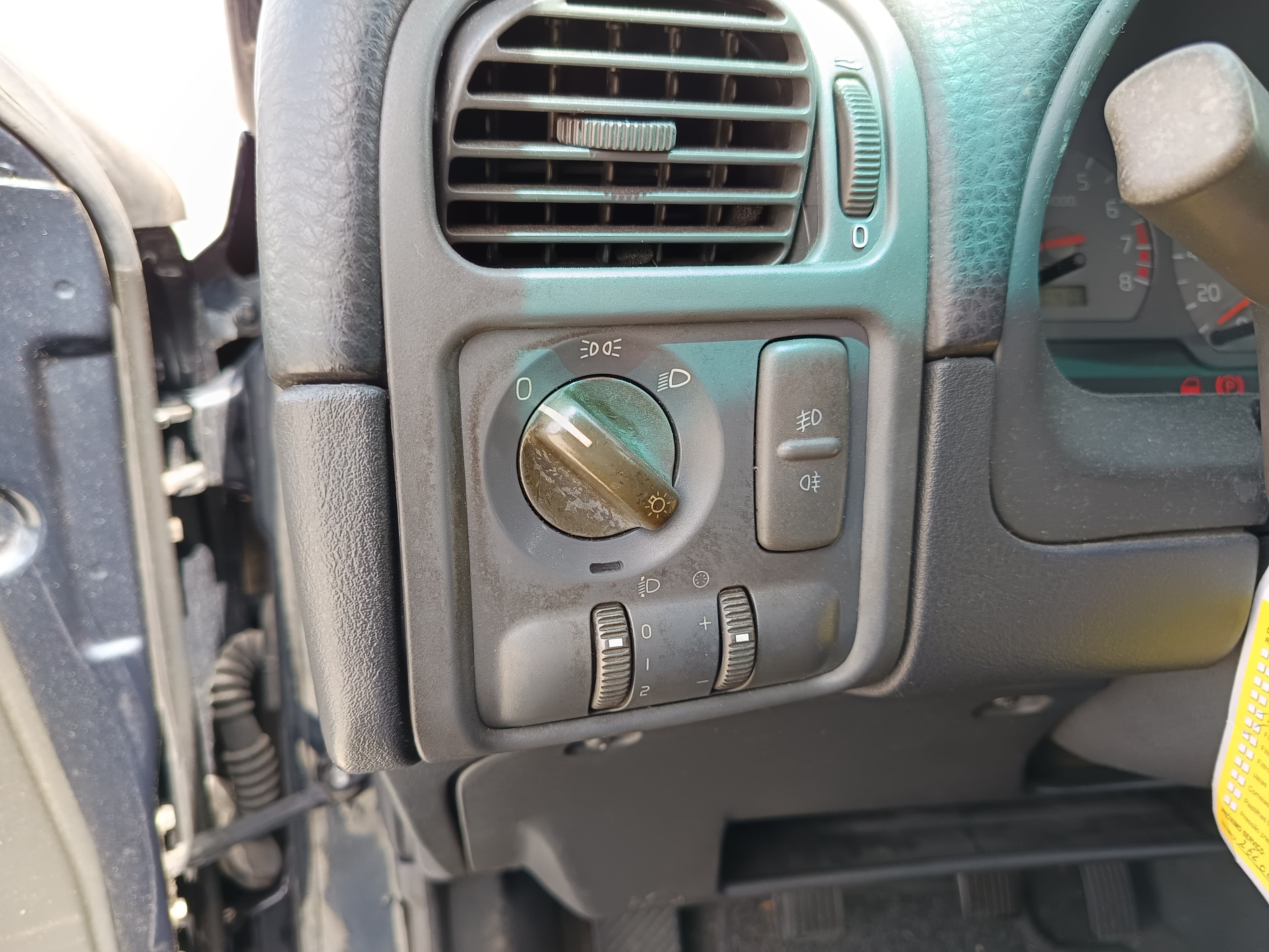 Volvo V40 · Ano 1998 — image 44
