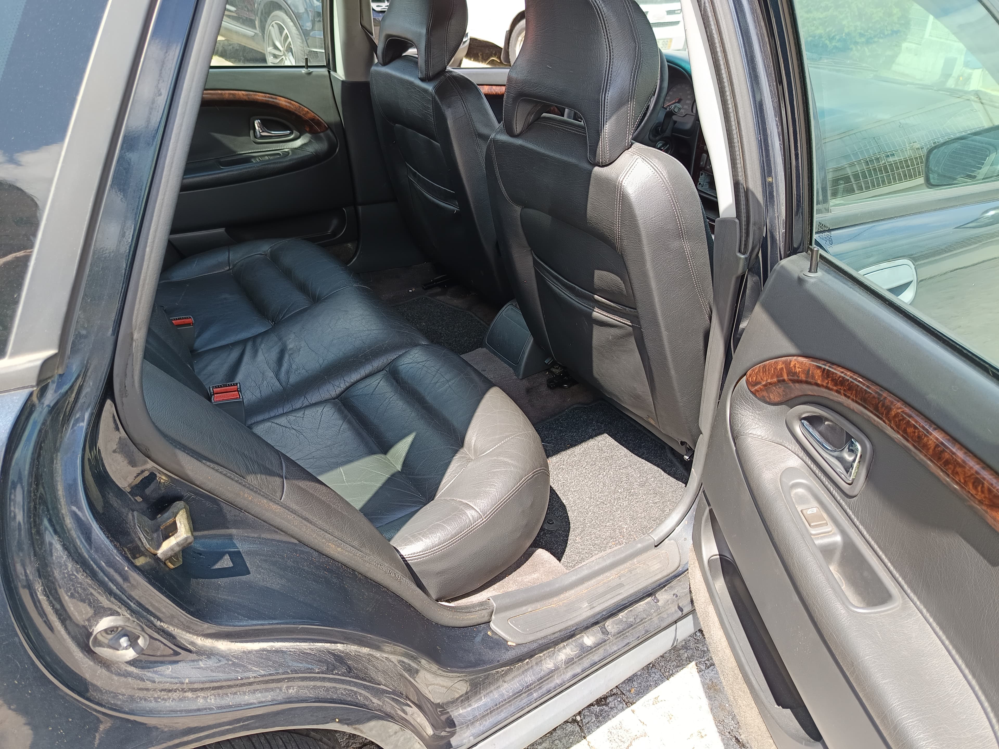 Volvo V40 · Ano 1998 — image 28