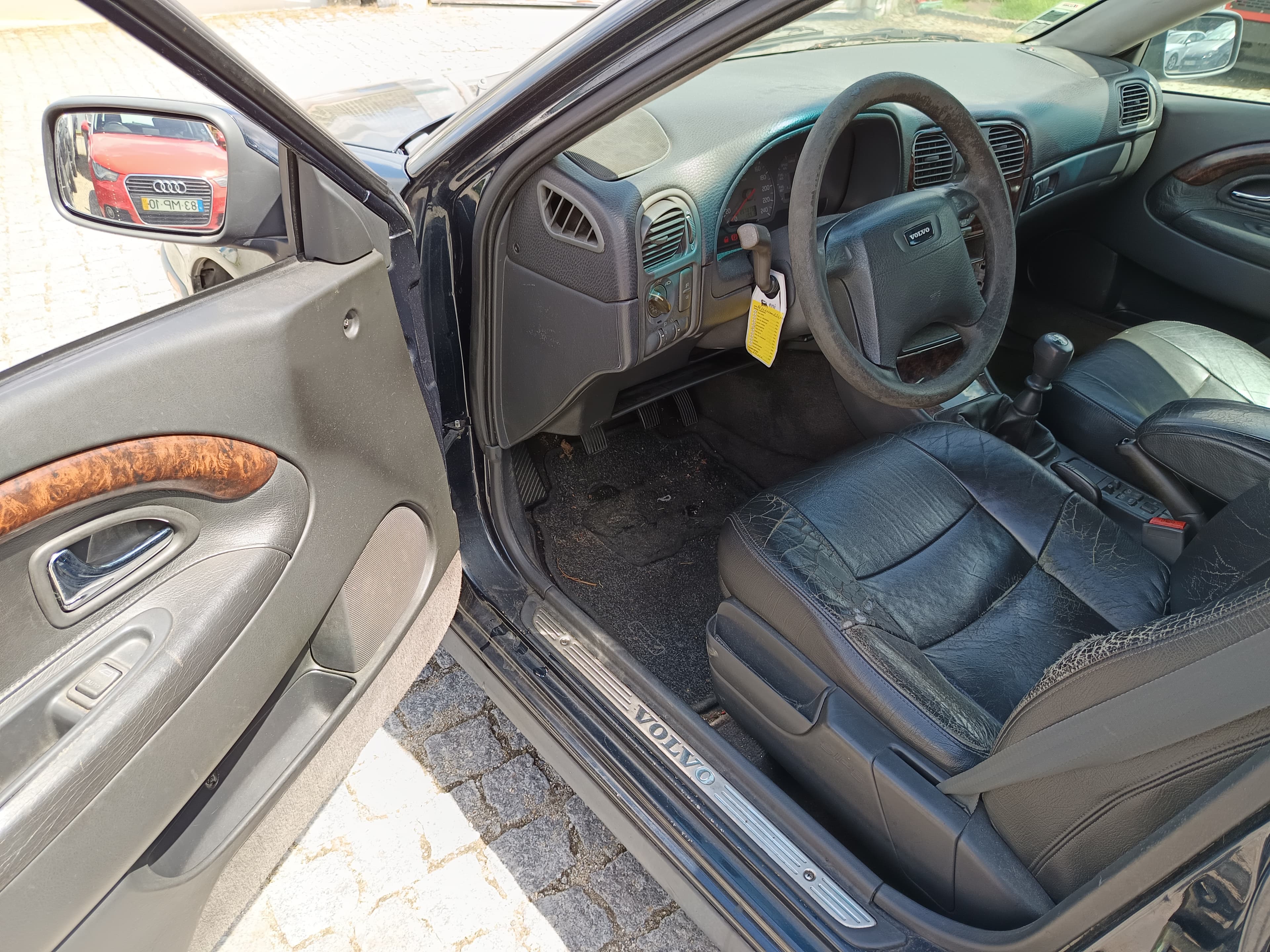 Volvo V40 · Ano 1998 — image 45