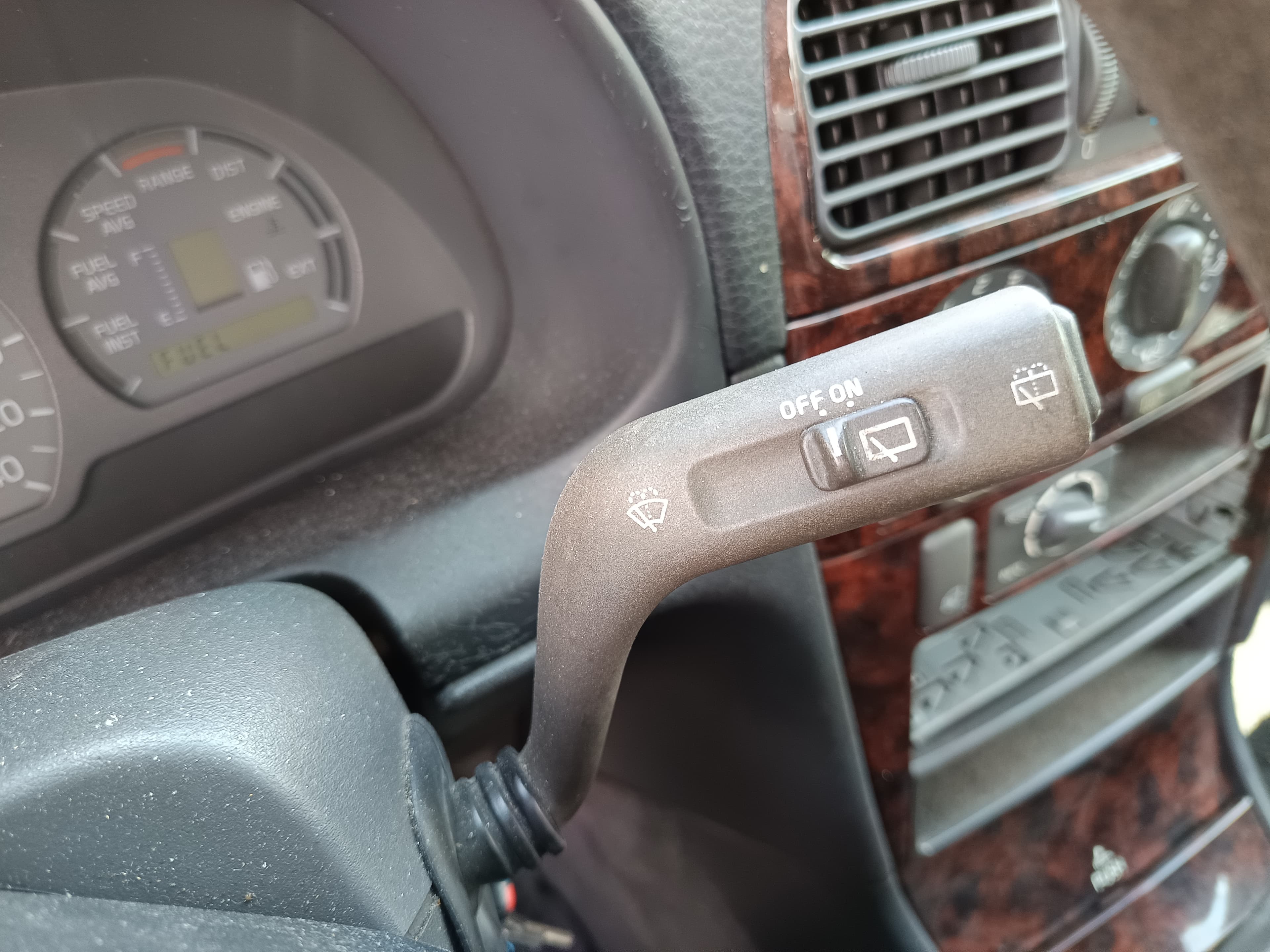 Volvo V40 · Ano 1998 — image 42