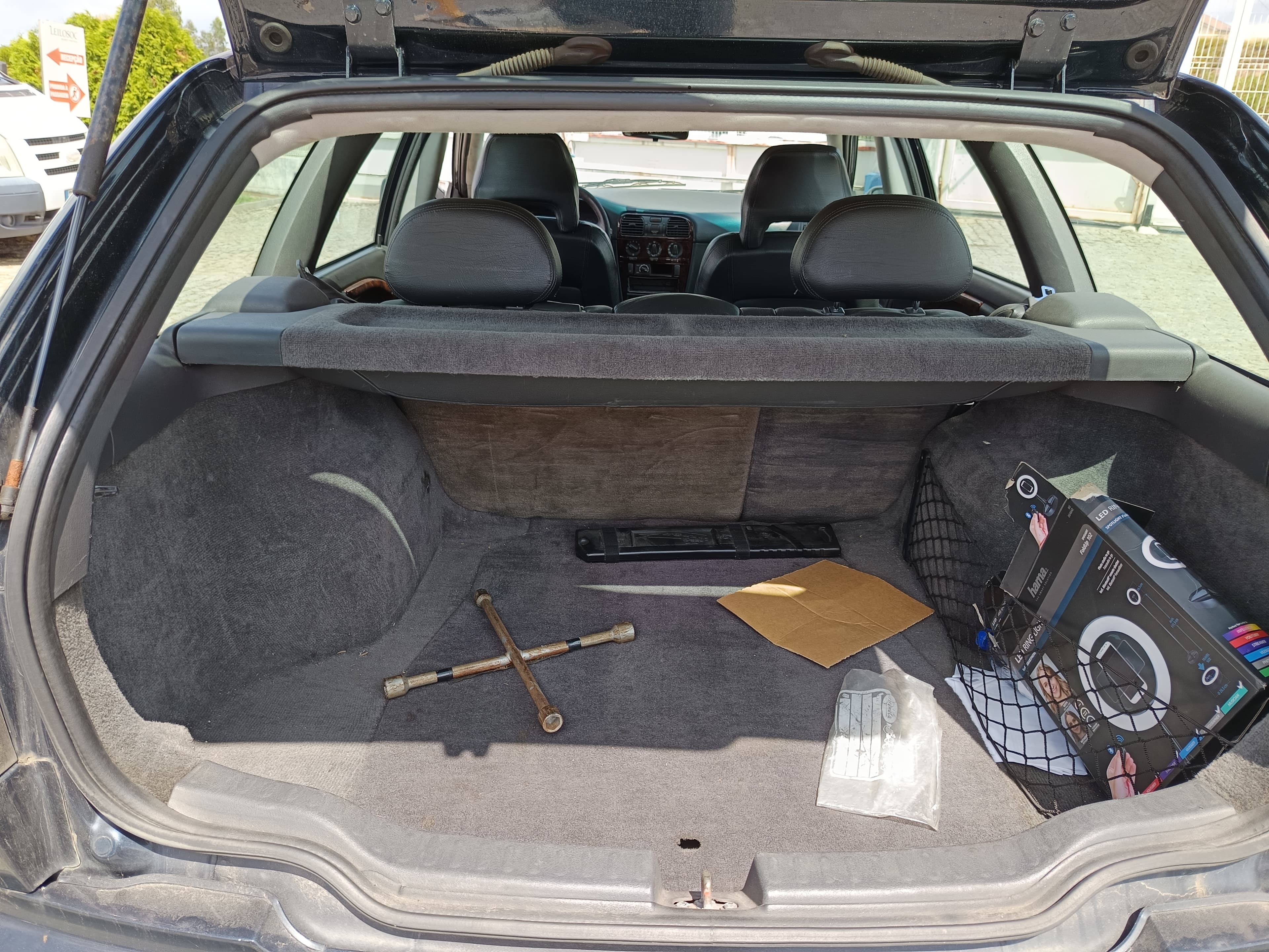Volvo V40 · Ano 1998 — image 15