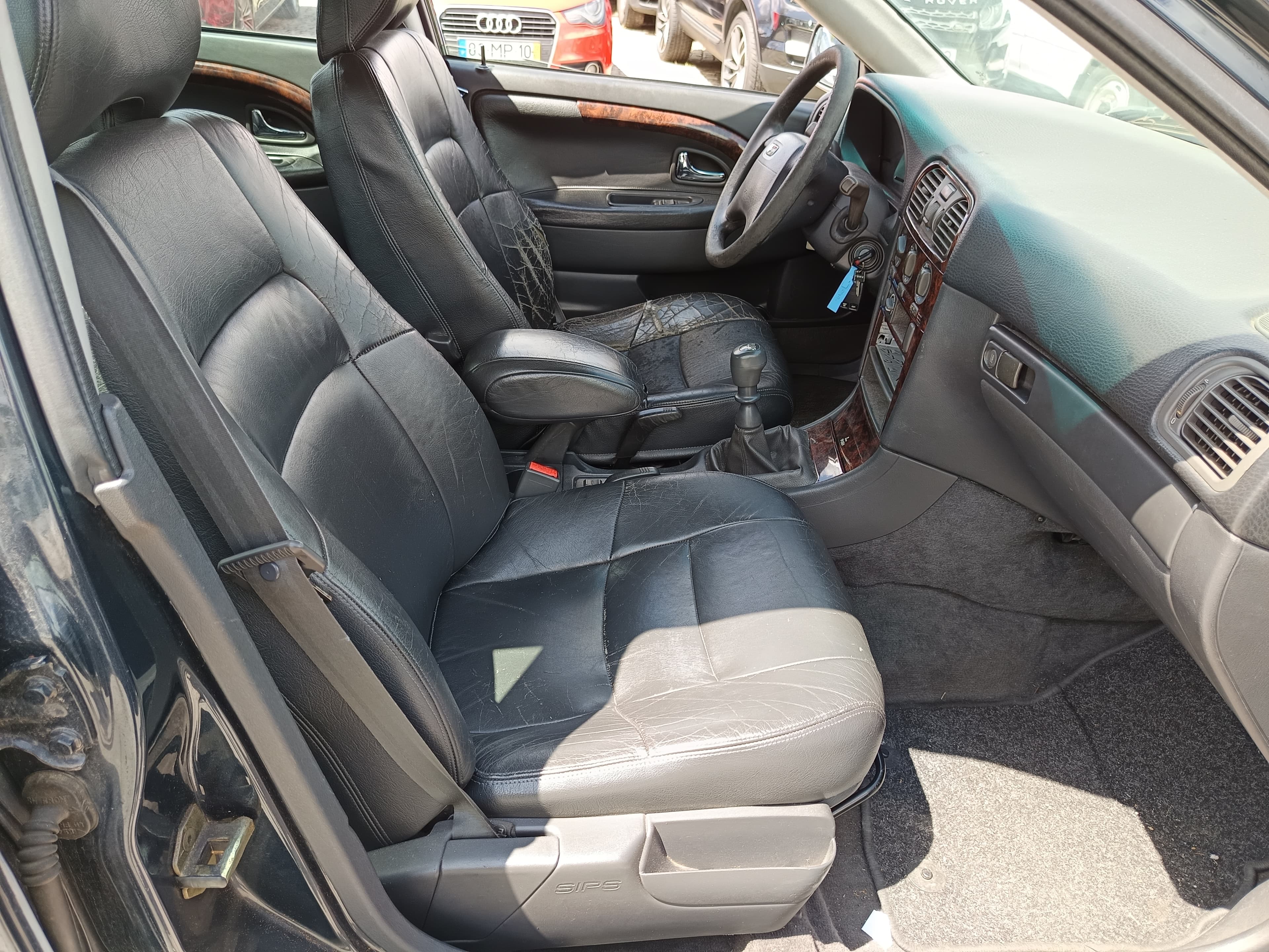 Volvo V40 · Ano 1998 — image 33