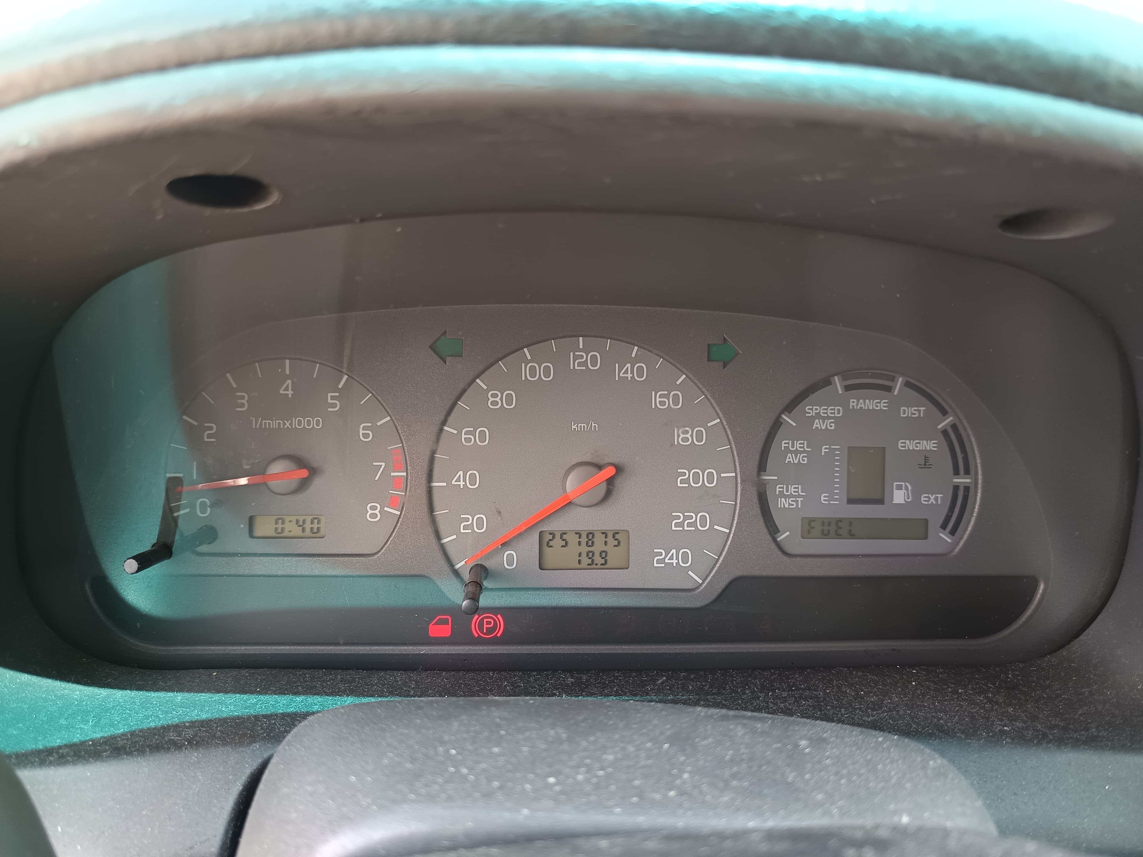 Volvo V40 · Ano 1998 — image 41