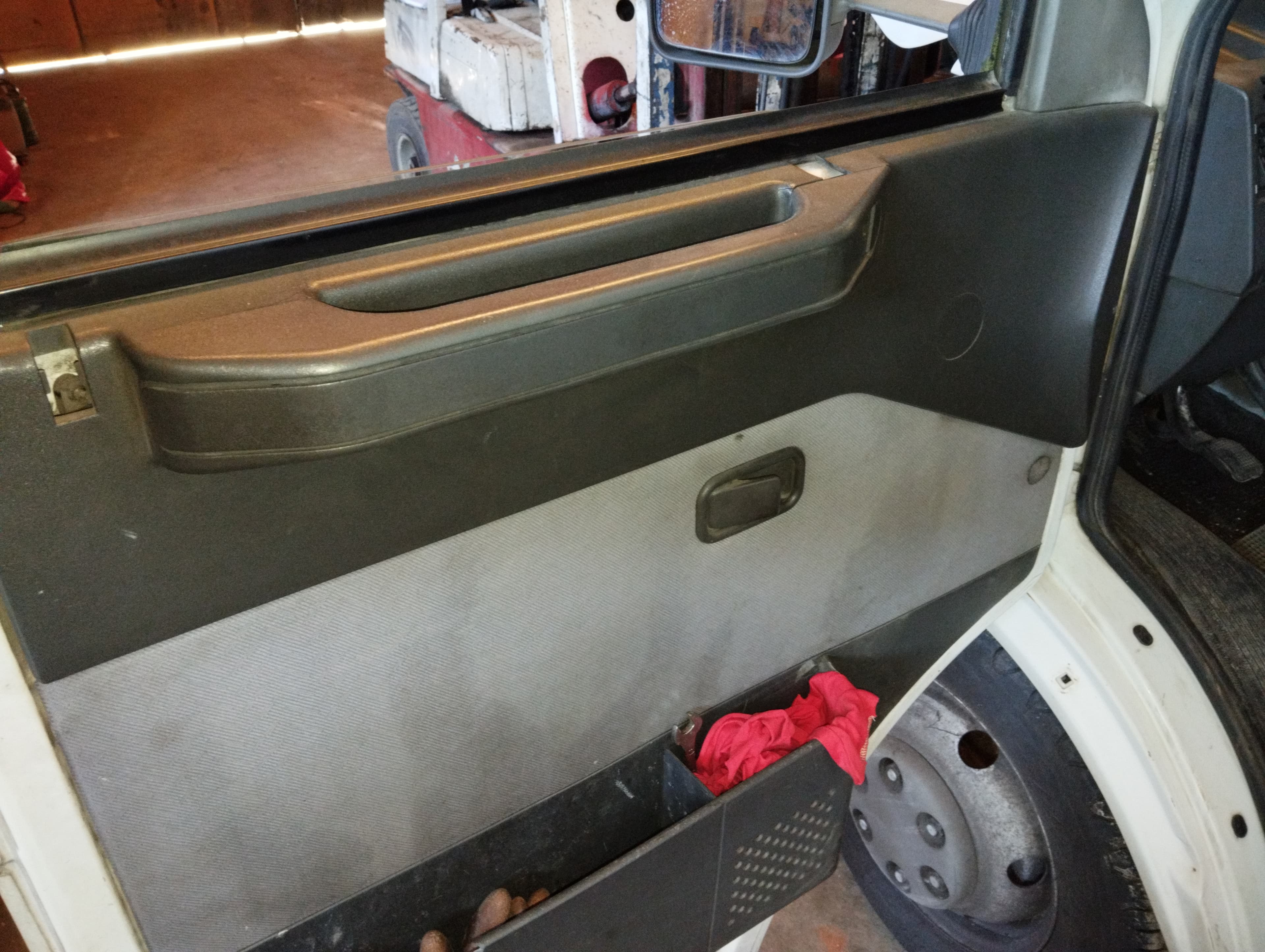 Iveco Daily — image 8