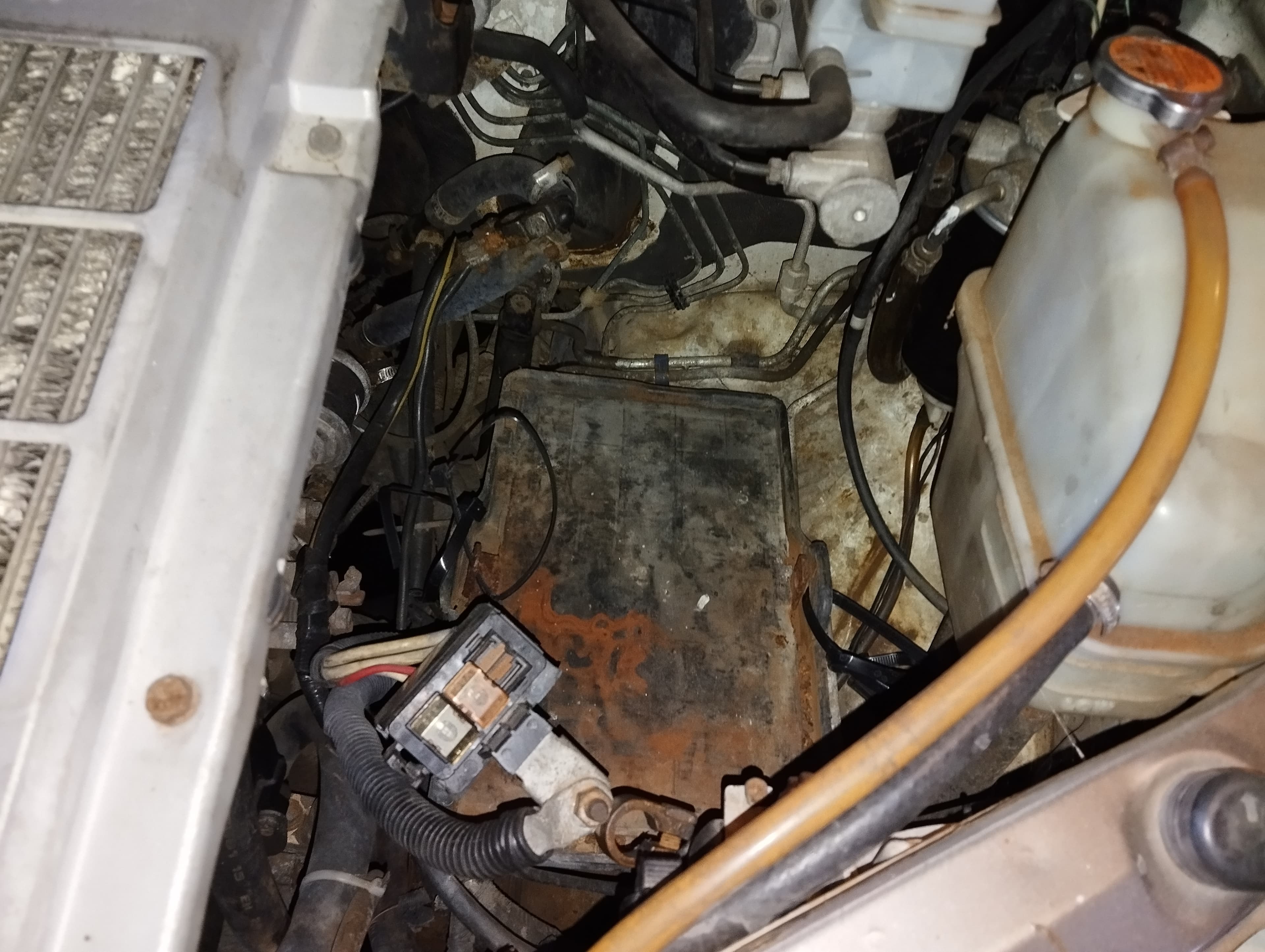 Mitsubishi Space Gear — imagen 11