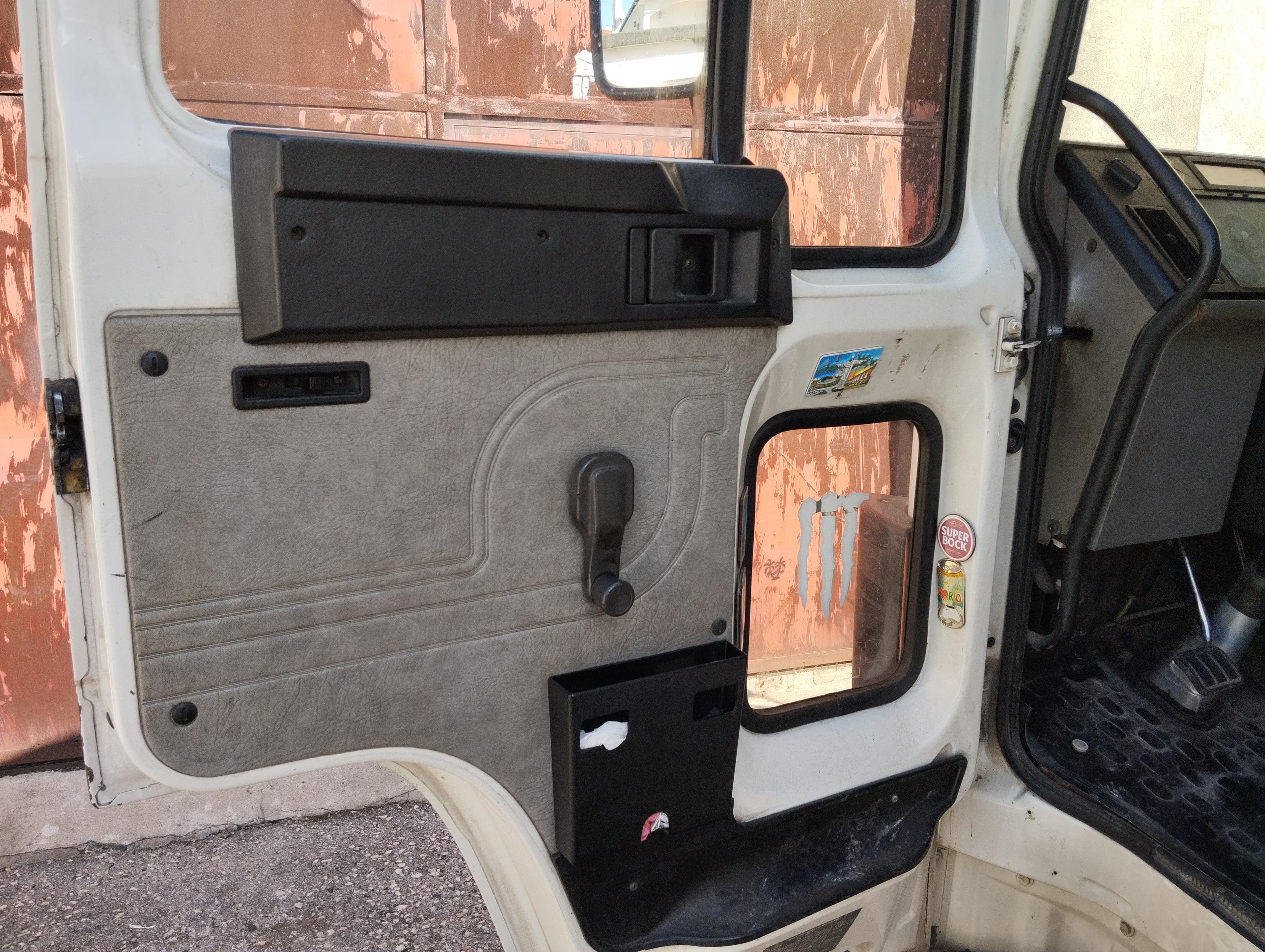 Volvo FL6 14 — image 11