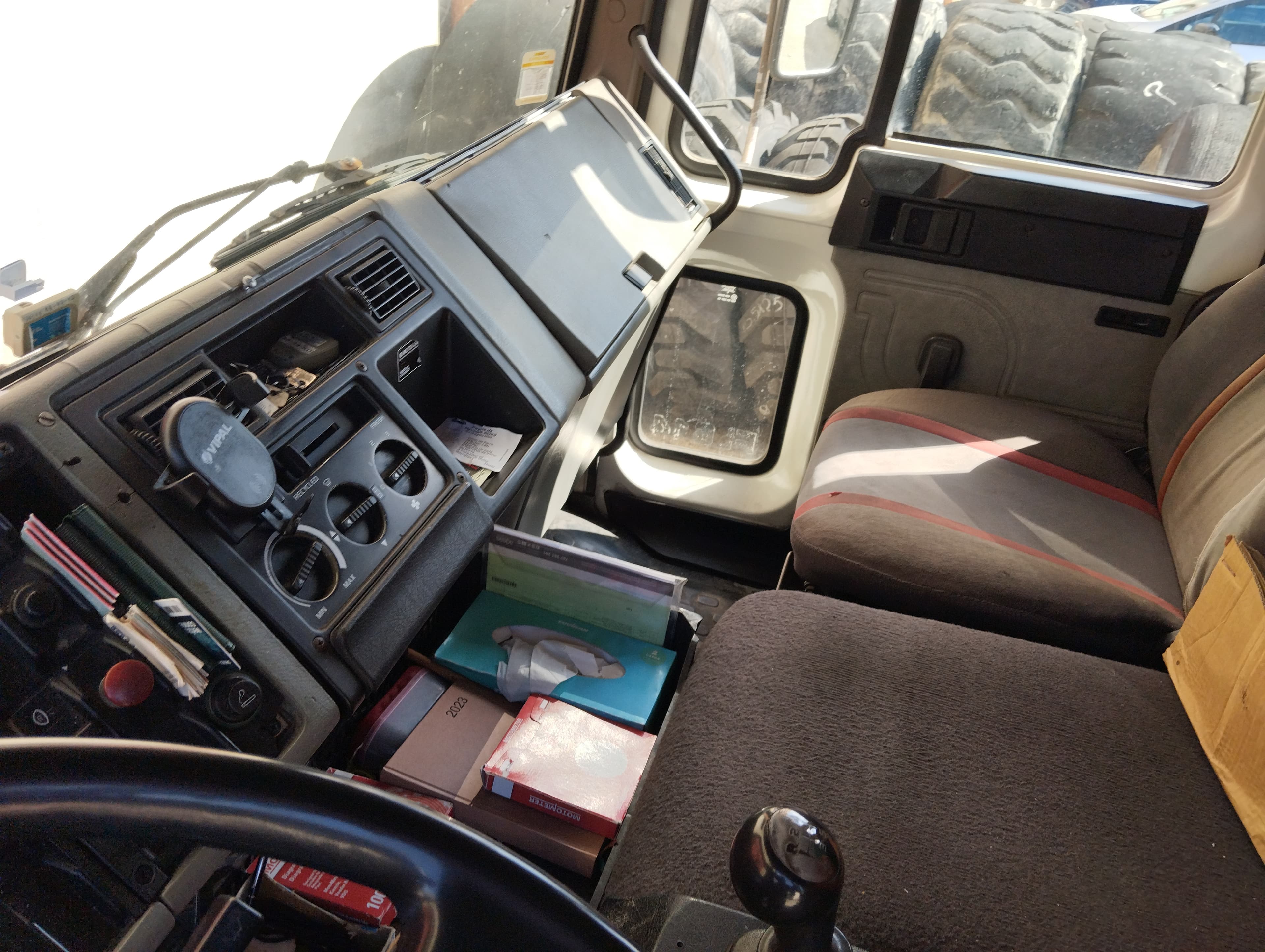 Volvo FL6 14 — image 15