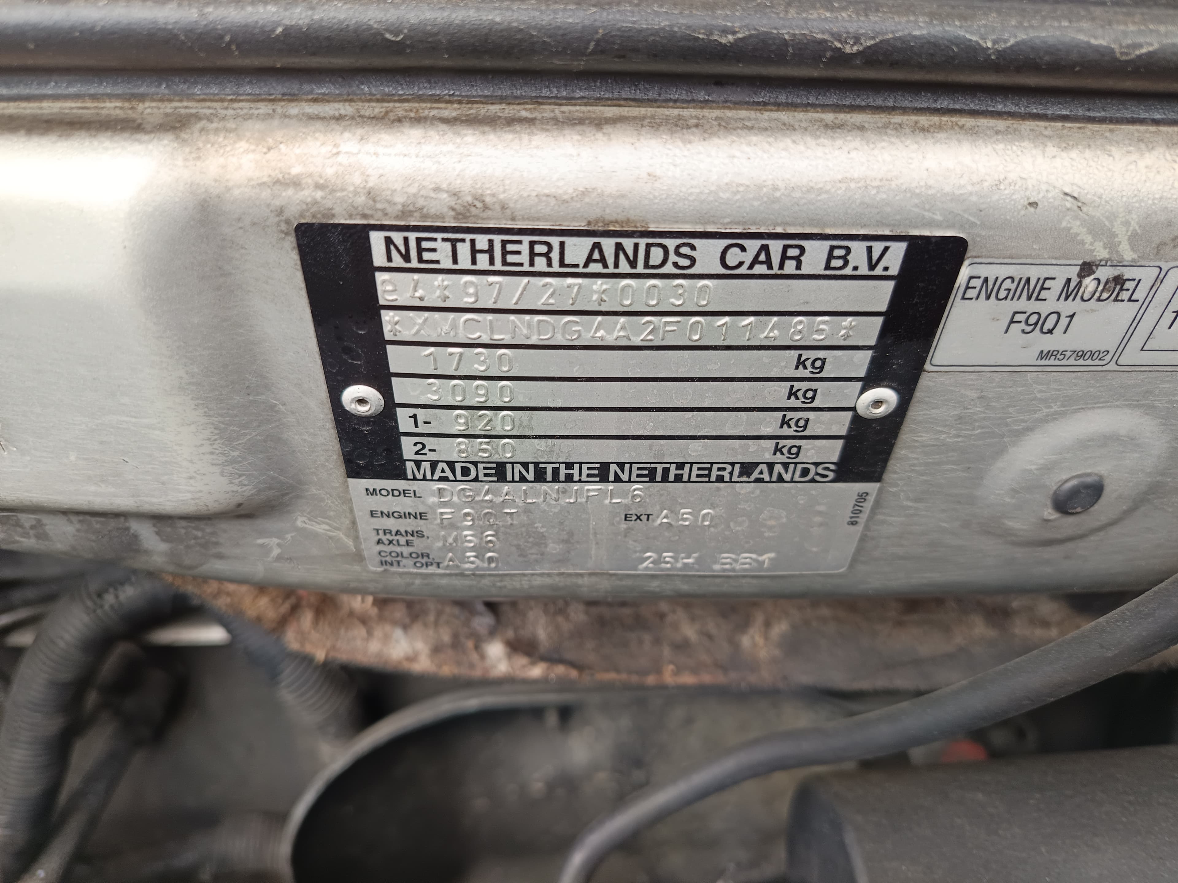 Mitsubishi Spacestar · Ano 2002 — image 12