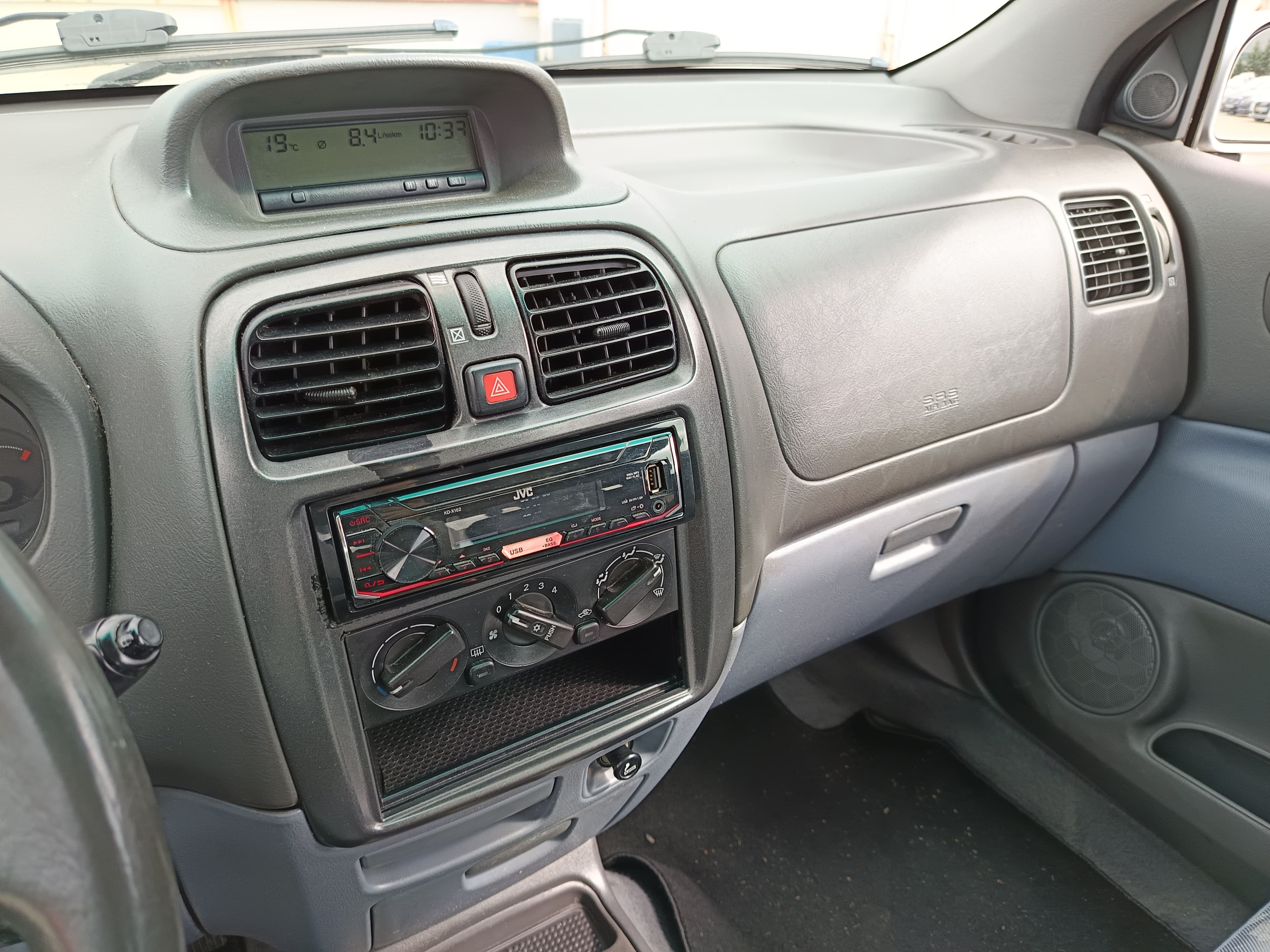 Mitsubishi Spacestar · Ano 2002 — image 33