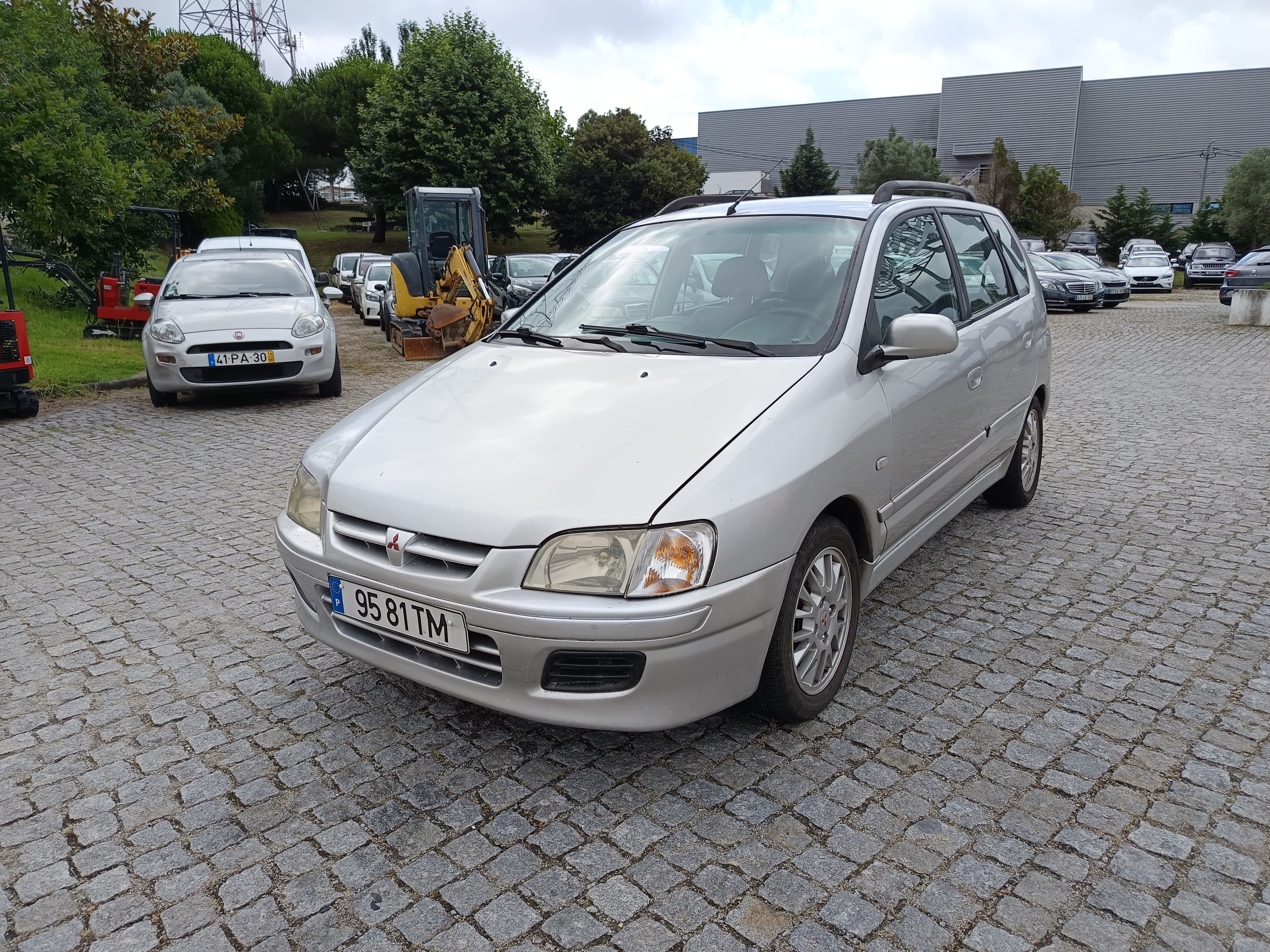 Mitsubishi Spacestar · Ano 2002 — image 2