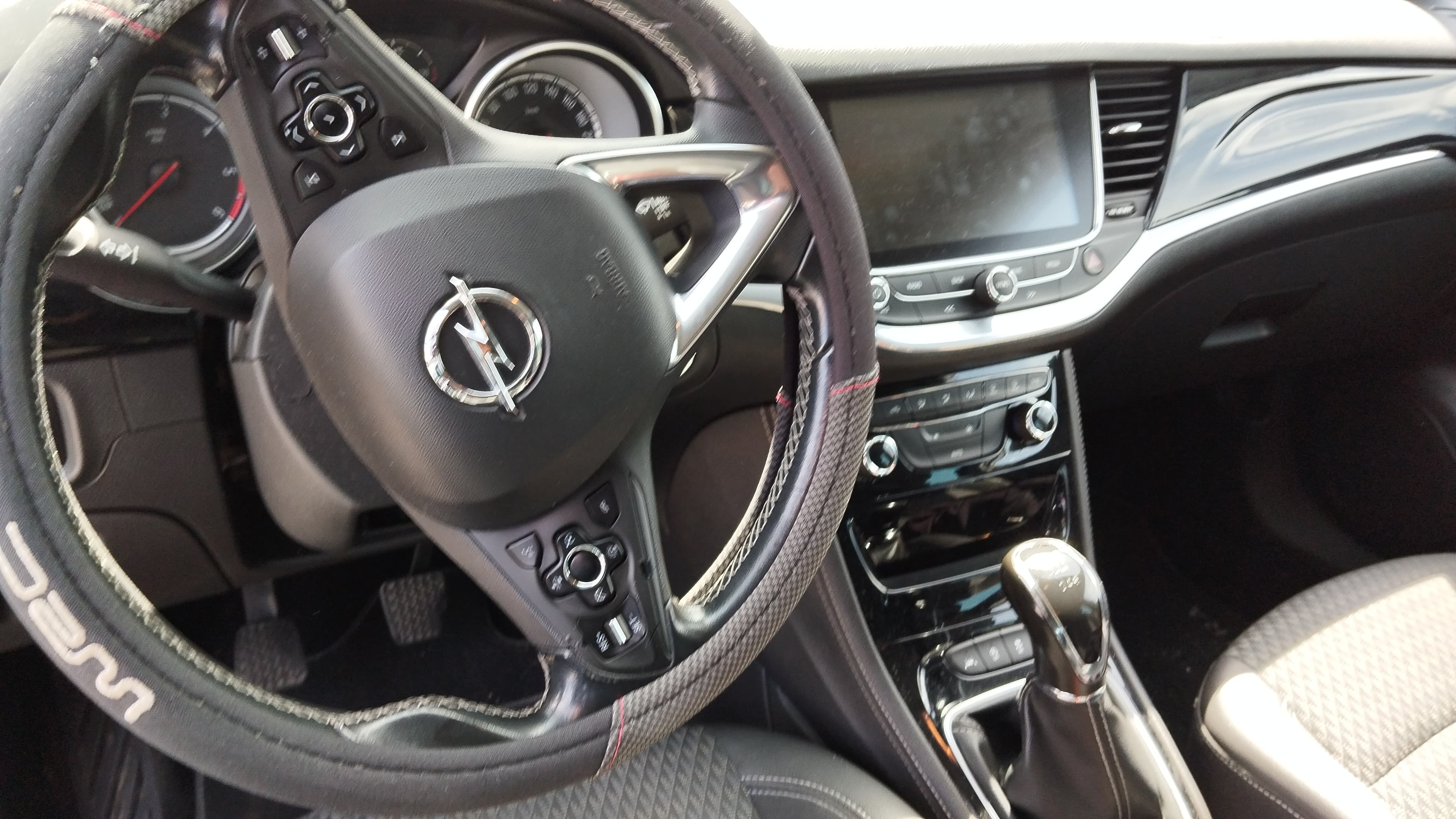 Opel Astra CDTI · Ano 2016 — imagem 8