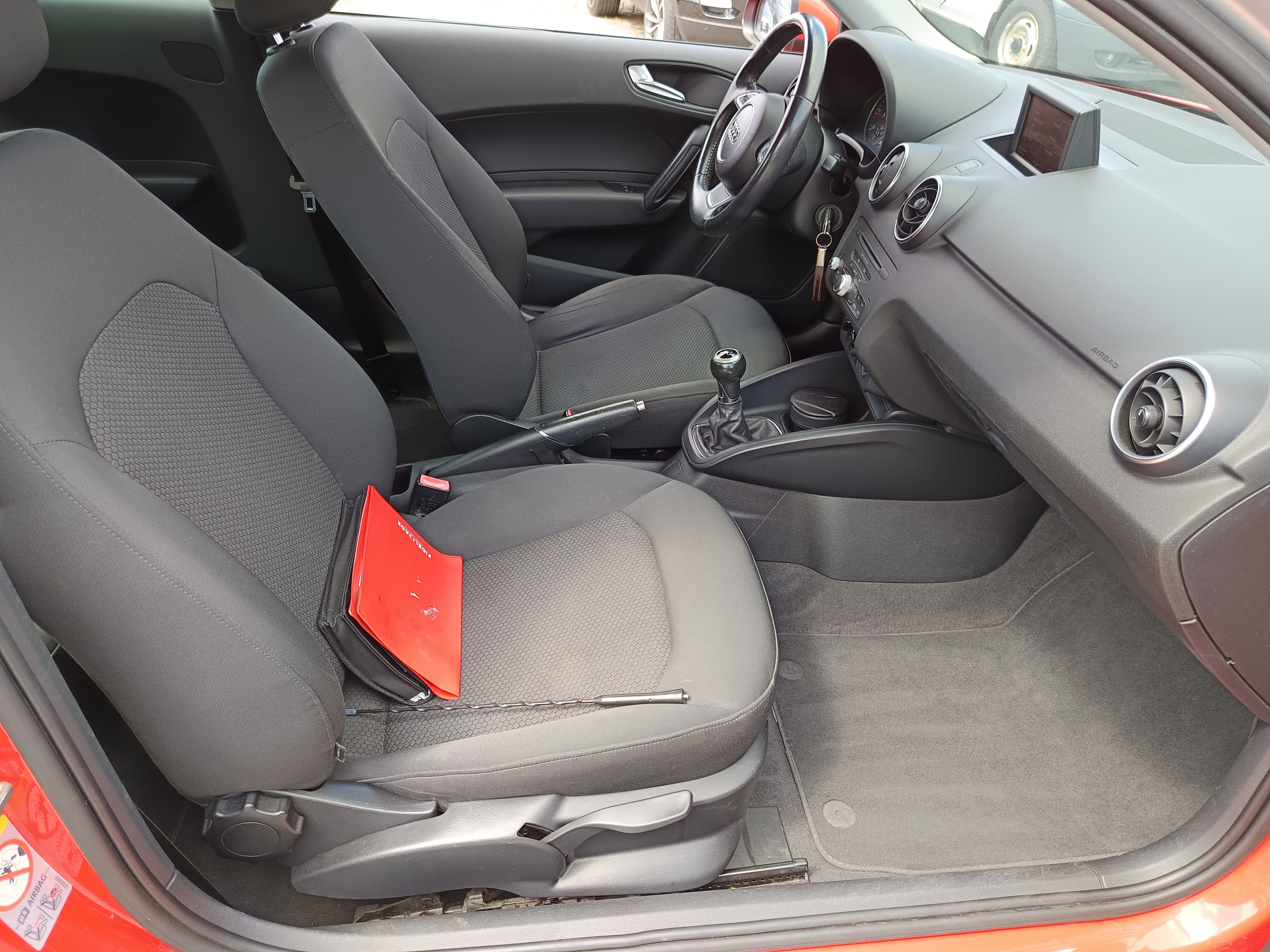 Audi A1 · Ano 2012 — imagem 24