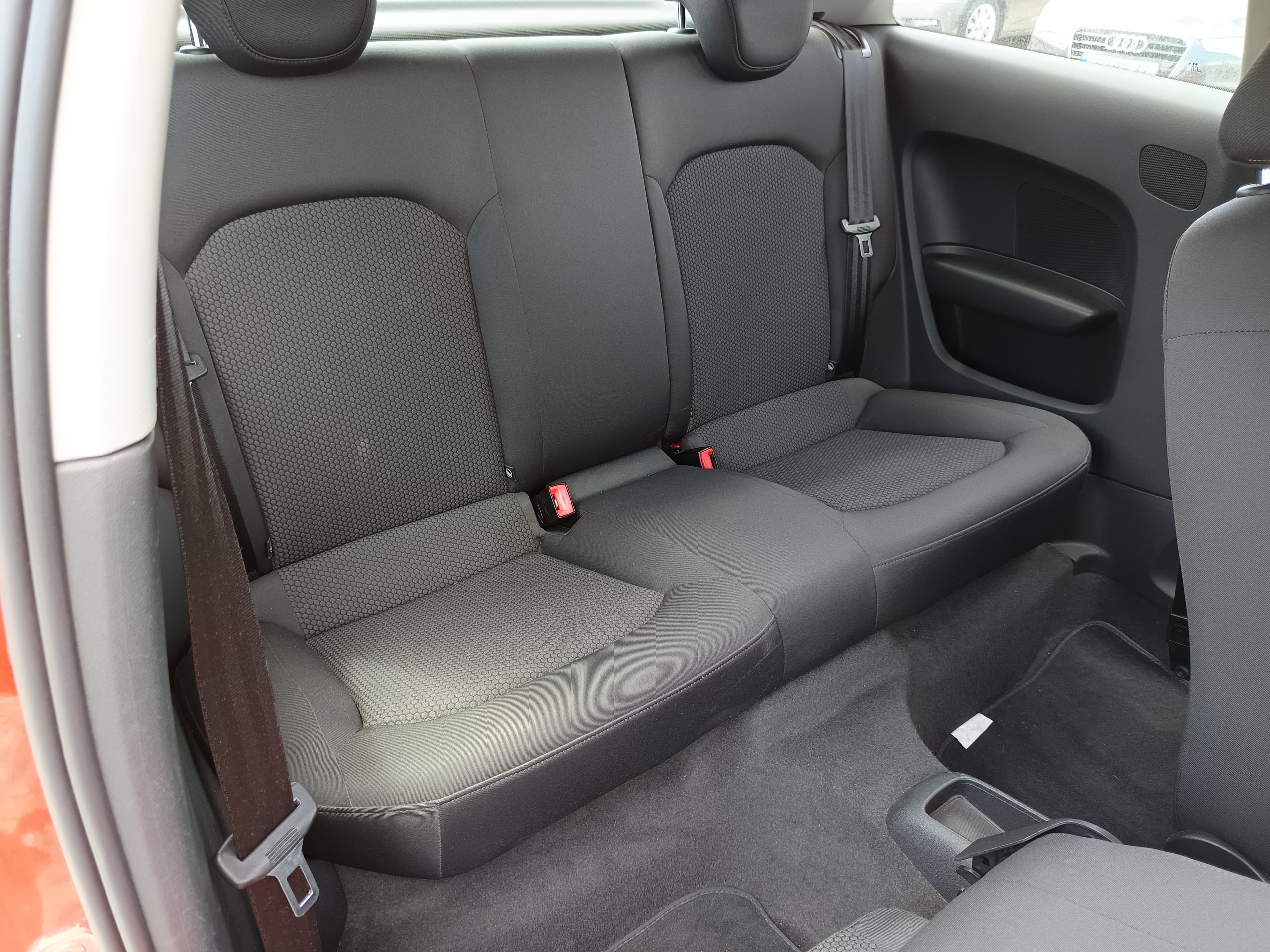 Audi A1 · Ano 2012 — imagem 25