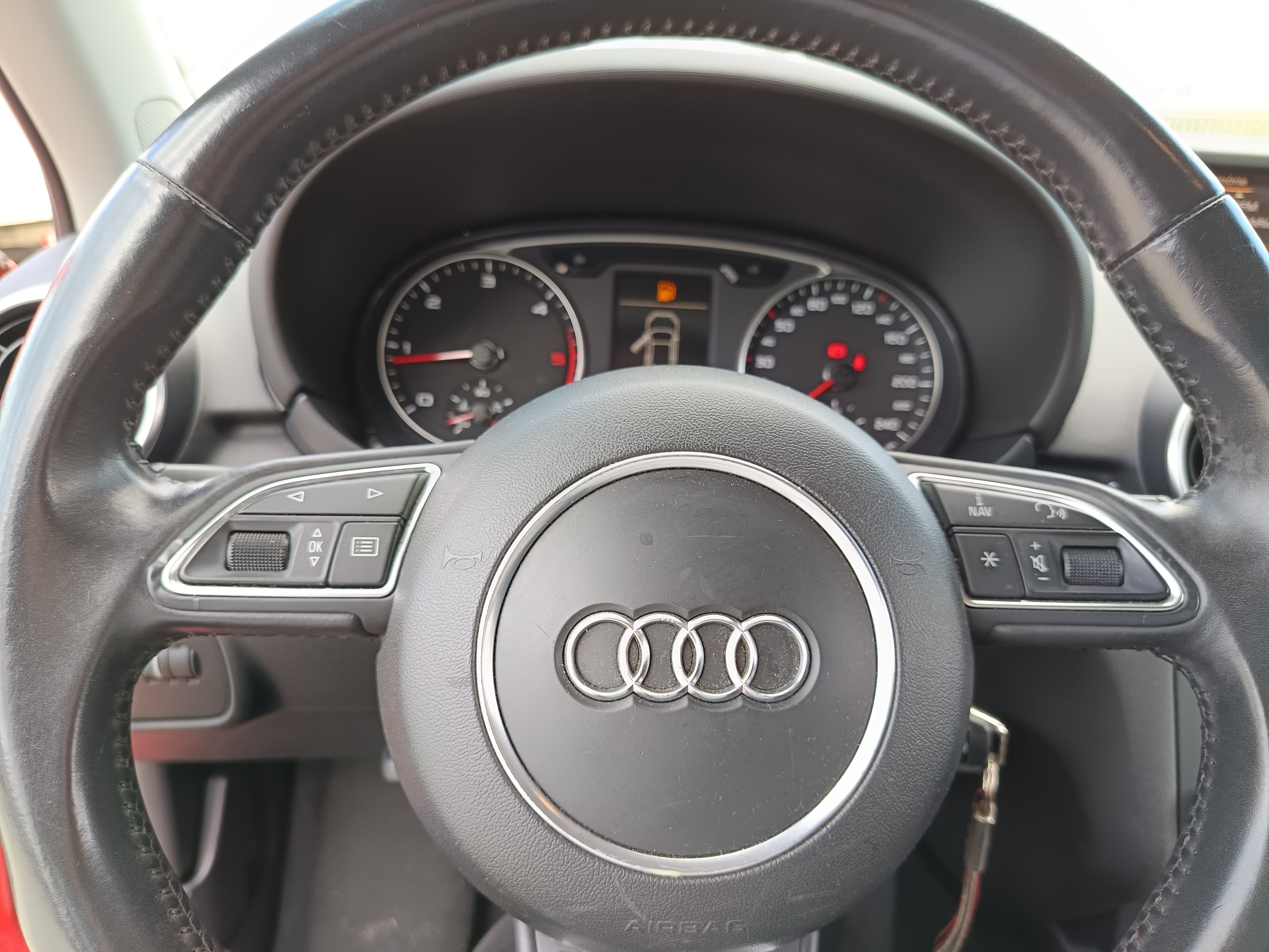 Audi A1 · Ano 2012 — imagem 41