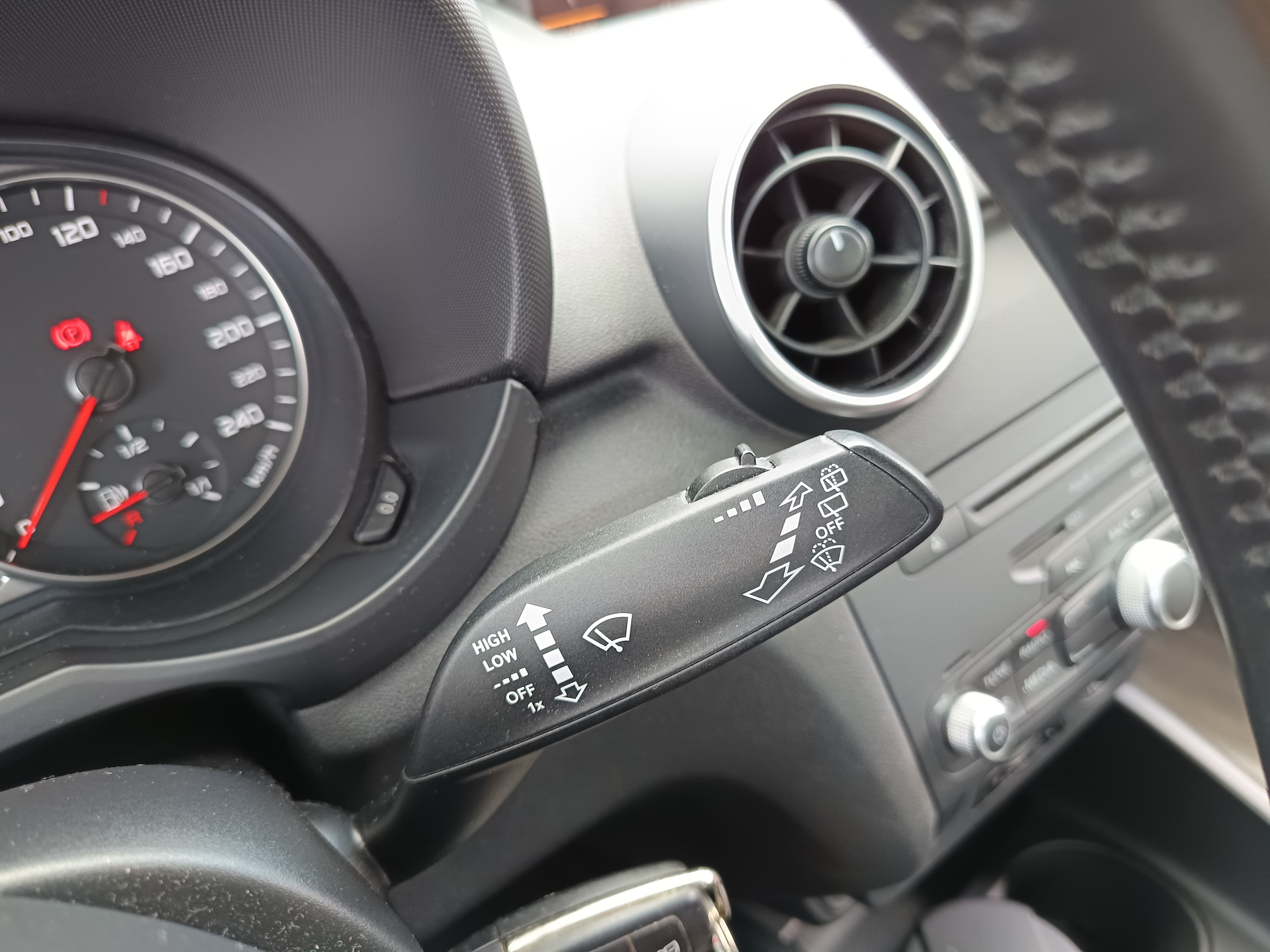 Audi A1 · Ano 2012 — imagem 37