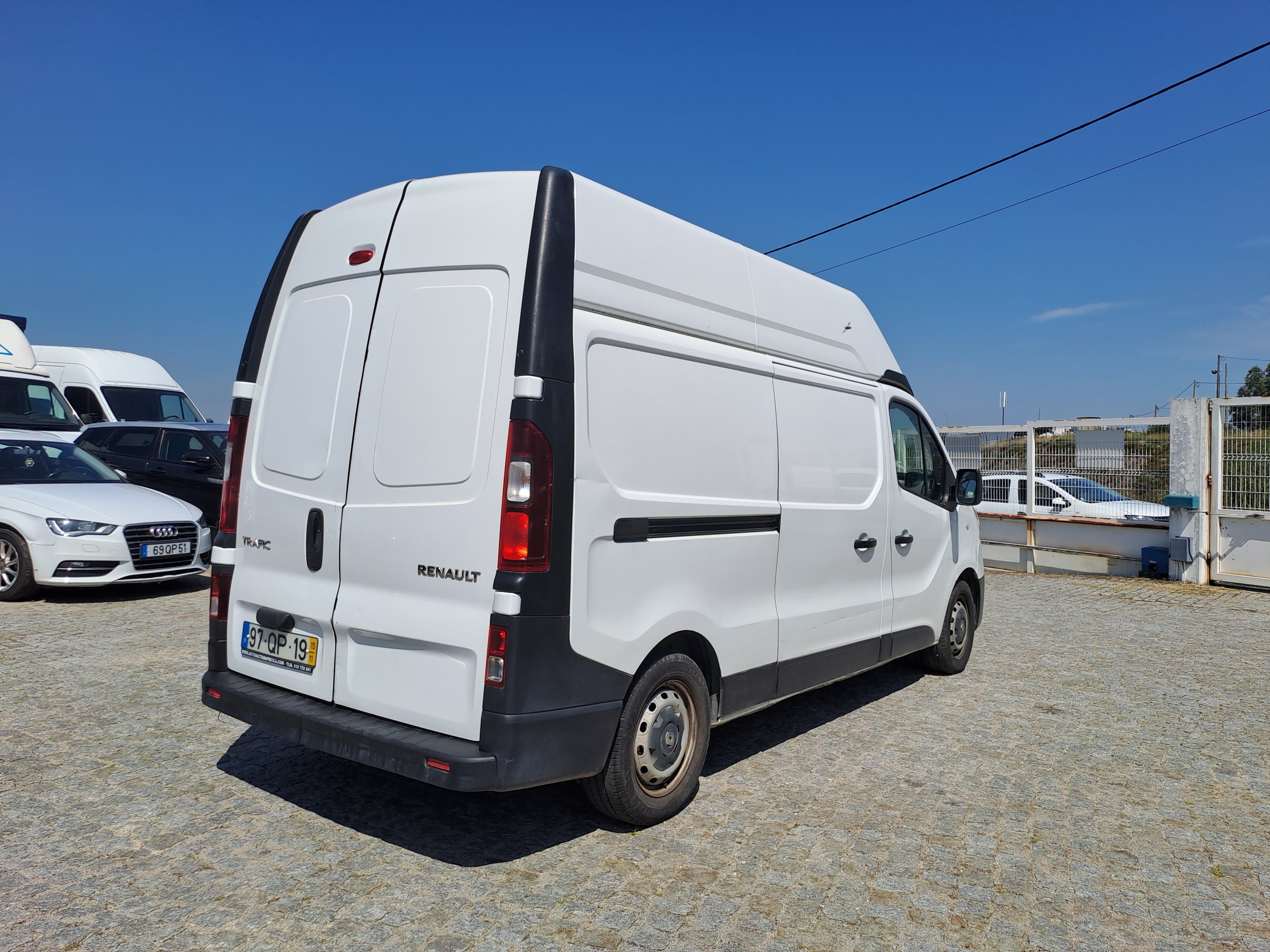 Renault Trafic · Câmara Frio · Ano 2015 — imagen 4
