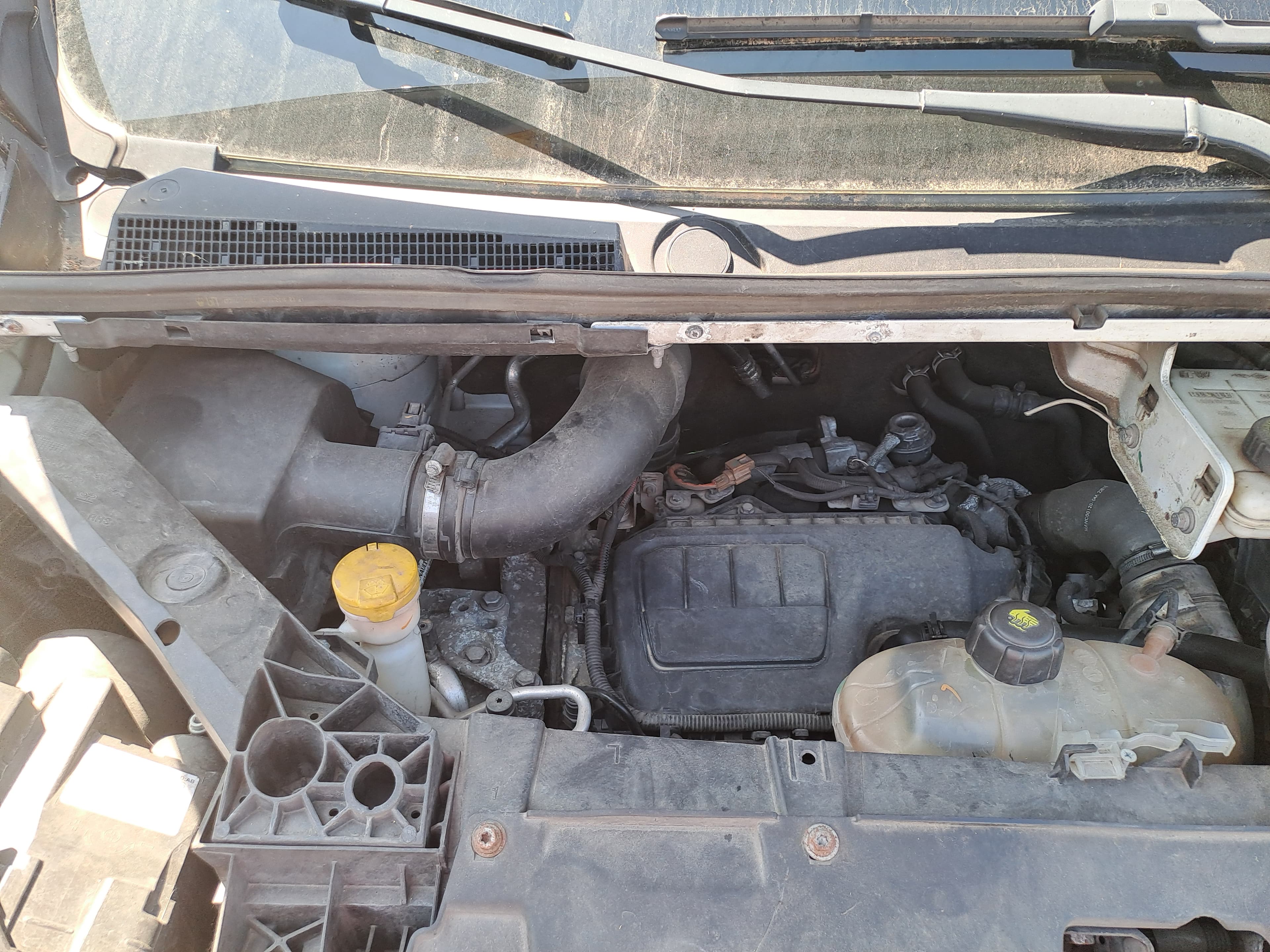Renault Trafic · Câmara Frio · Ano 2015 — imagen 15