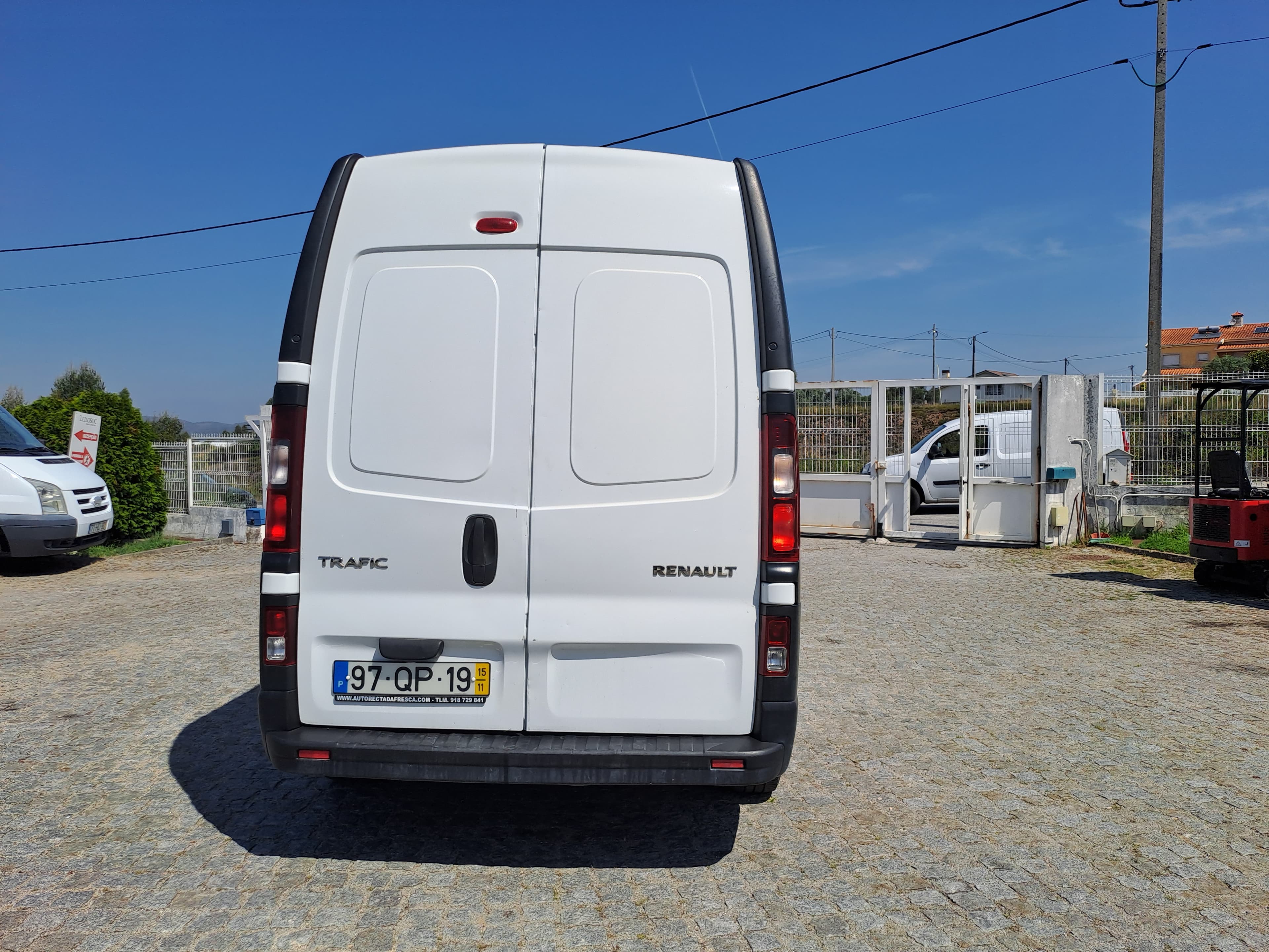 Renault Trafic · Câmara Frio · Ano 2015 — imagen 5