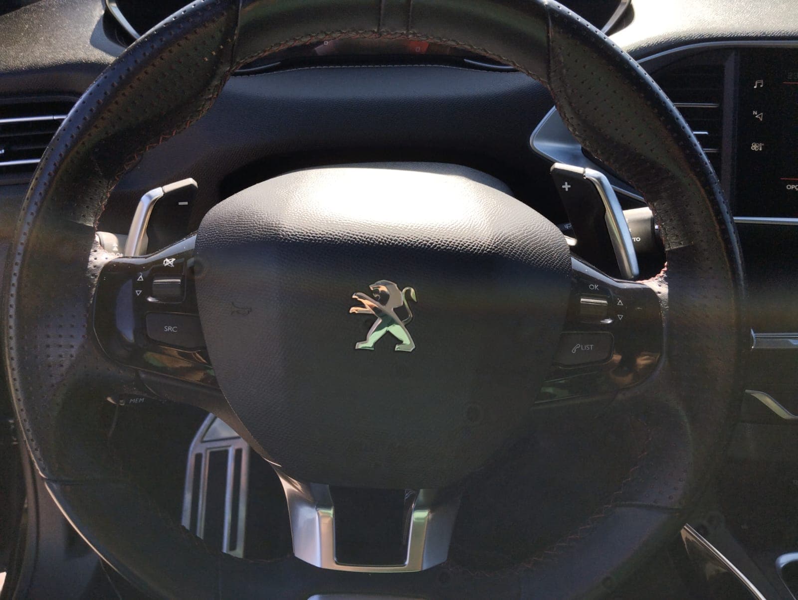 Peugeot 308 · Ano 2020 — image 17