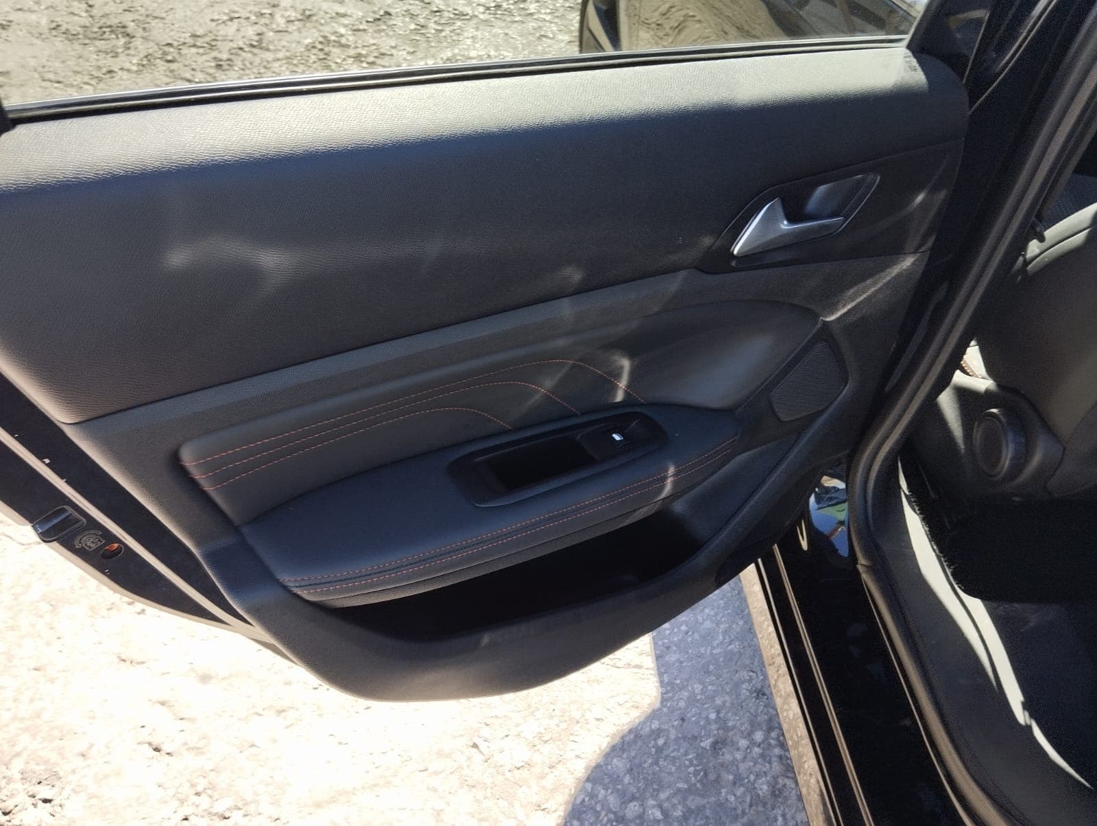 Peugeot 308 · Ano 2020 — image 15