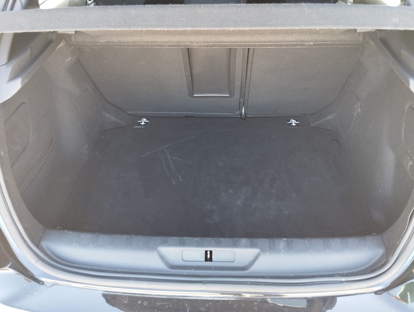 Peugeot 308 · Ano 2020 — image 9
