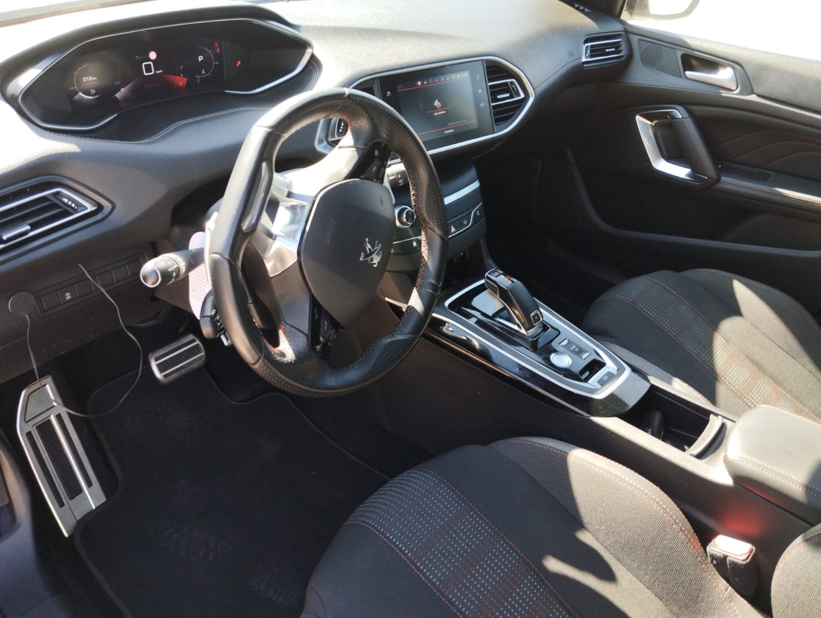 Peugeot 308 · Ano 2020 — image 16
