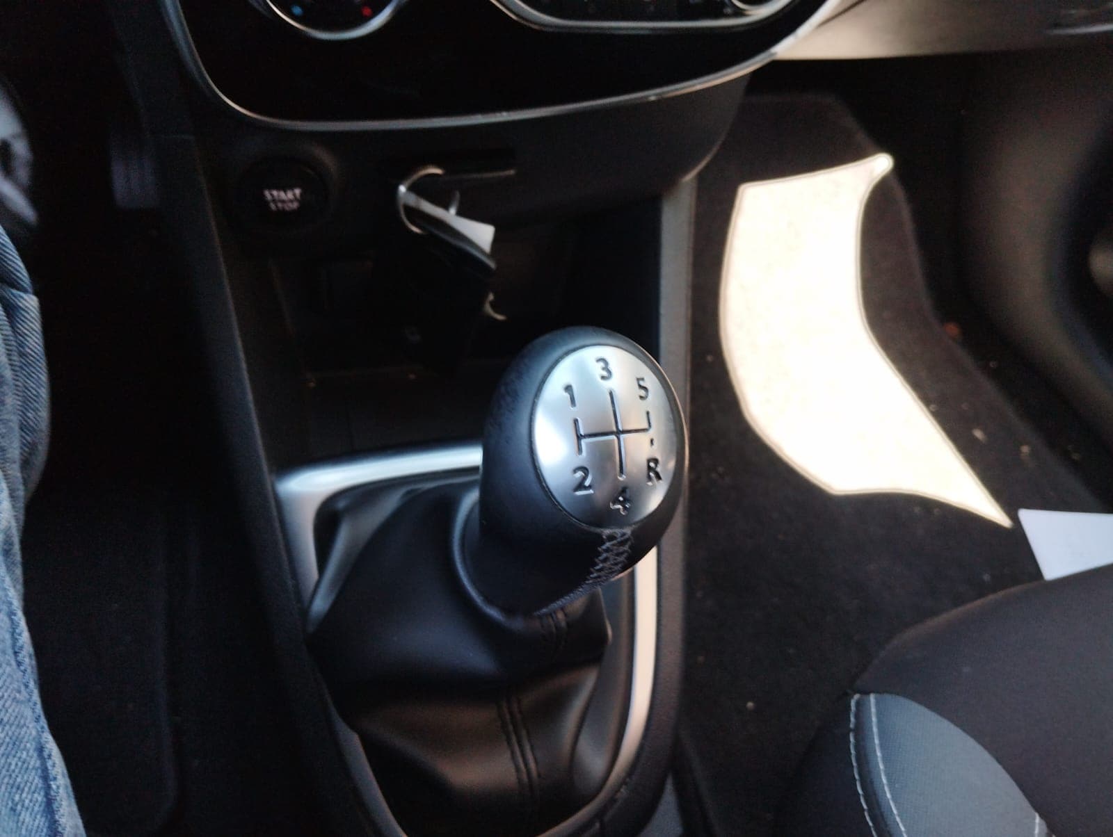 Renault Clio 28-RS-96 — imagem 5