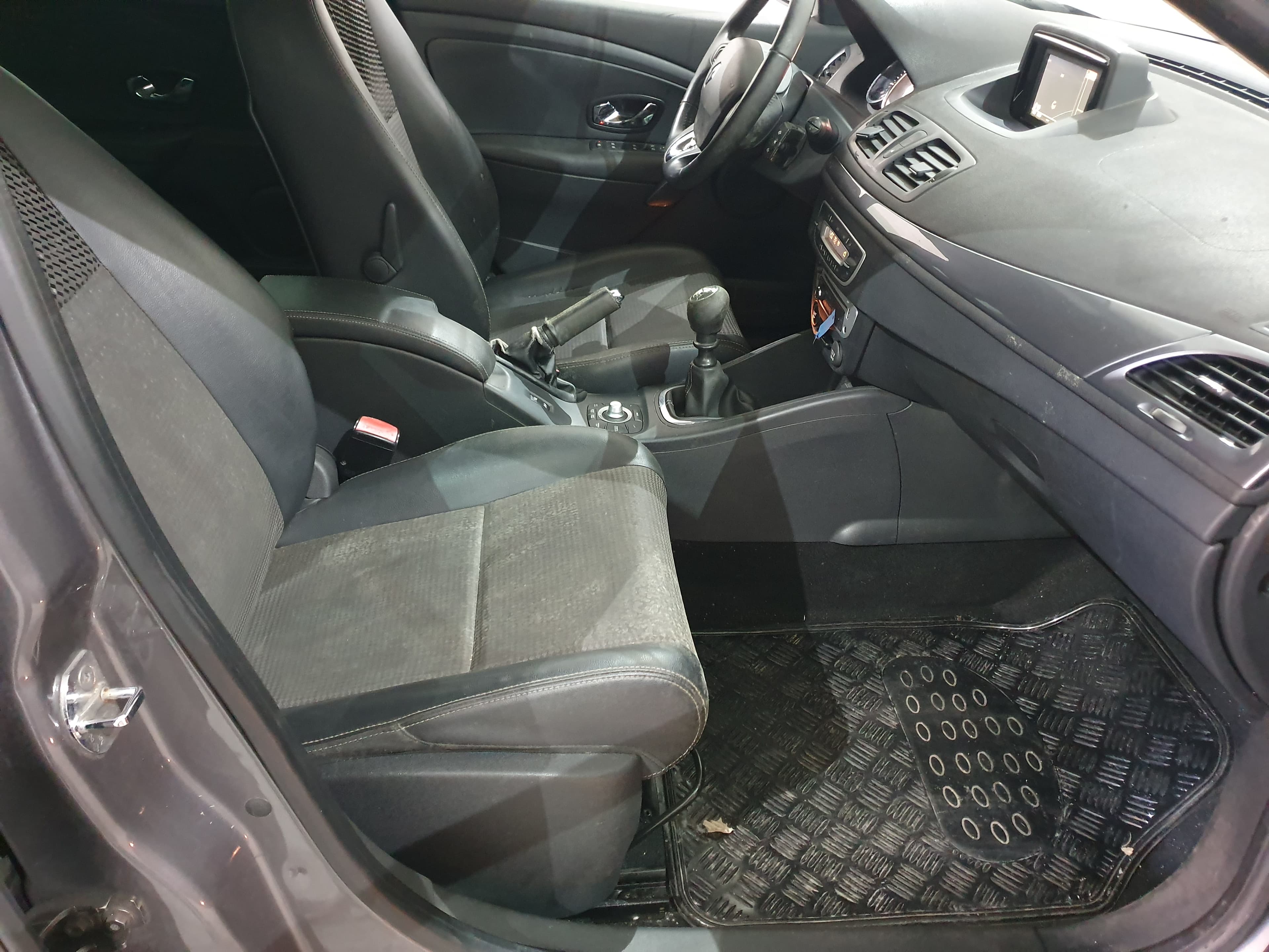 Renault Mégane · Ano 2013 — imagem 26