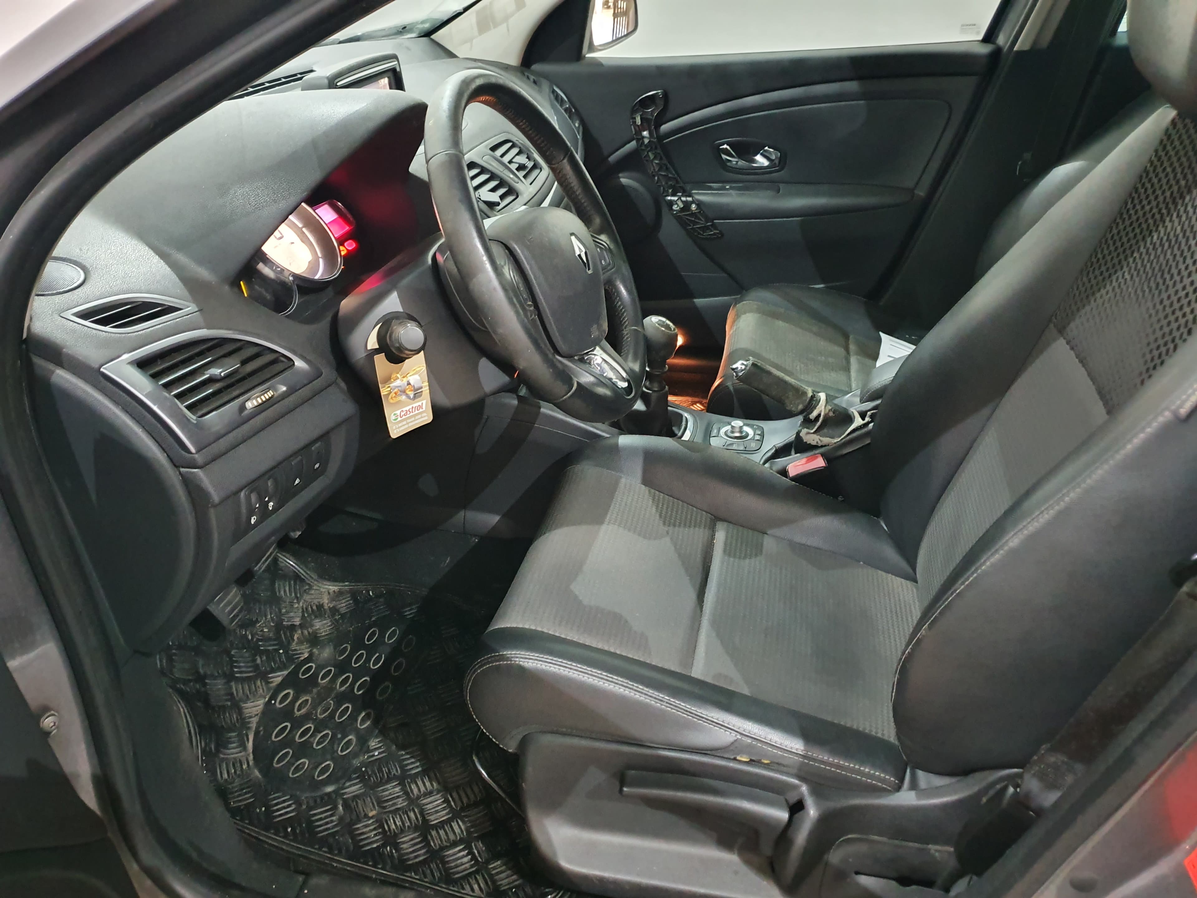 Renault Mégane · Ano 2013 — imagem 32
