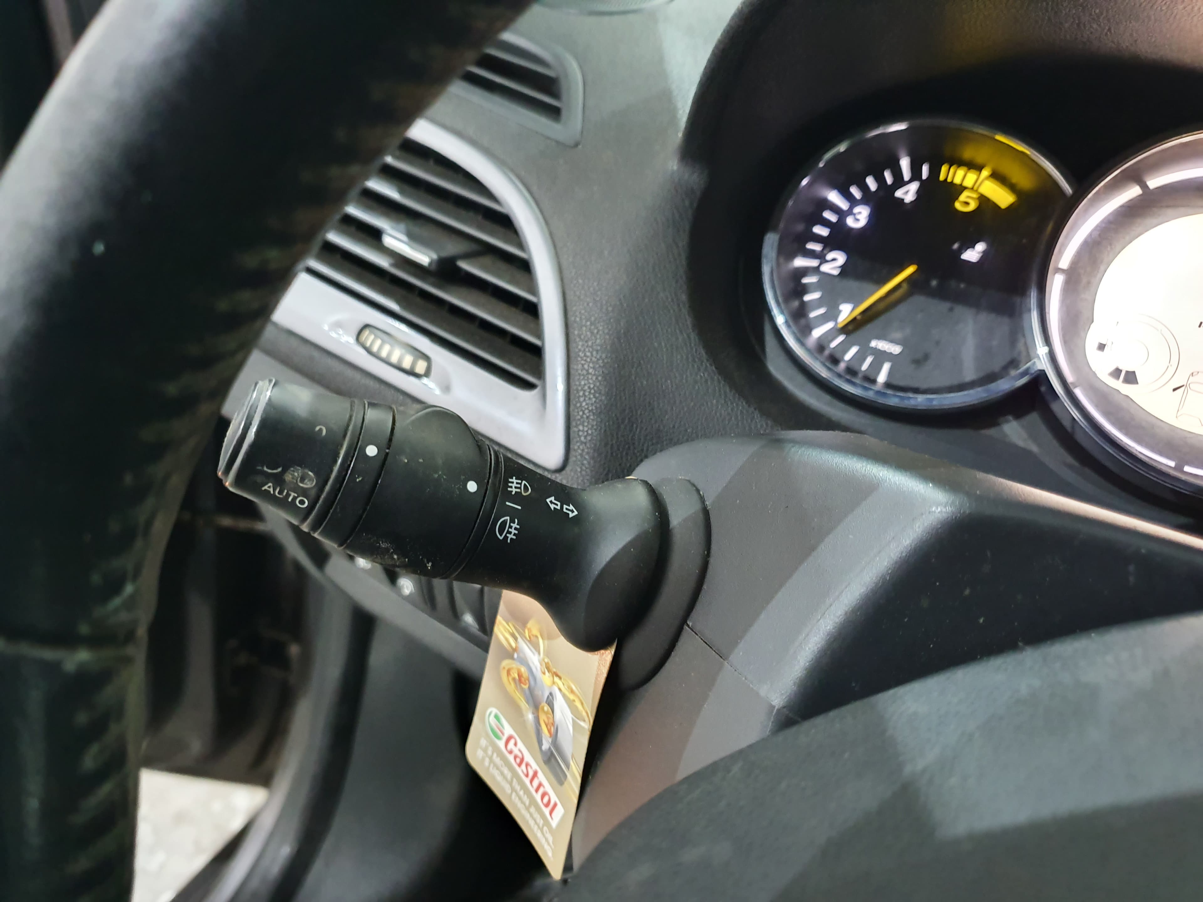 Renault Mégane · Ano 2013 — imagem 40