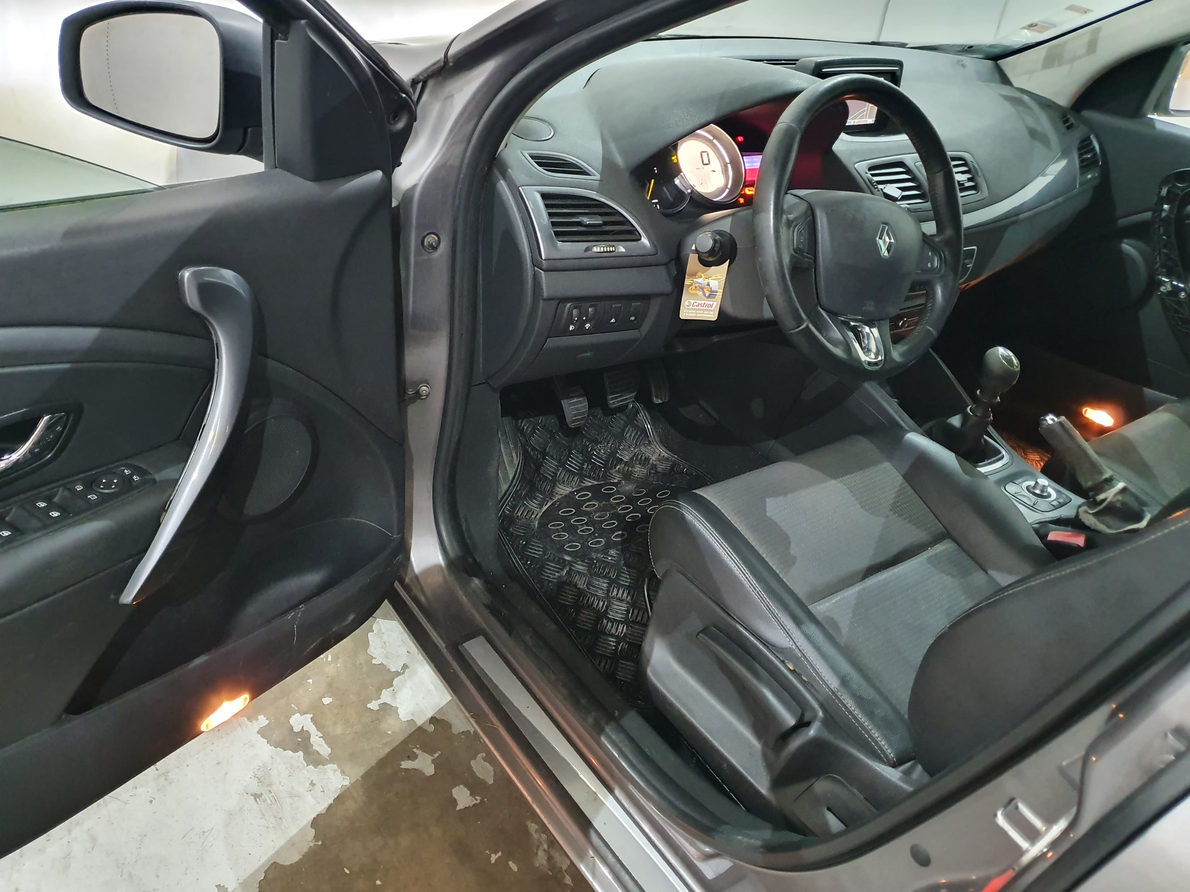 Renault Mégane · Ano 2013 — imagem 30