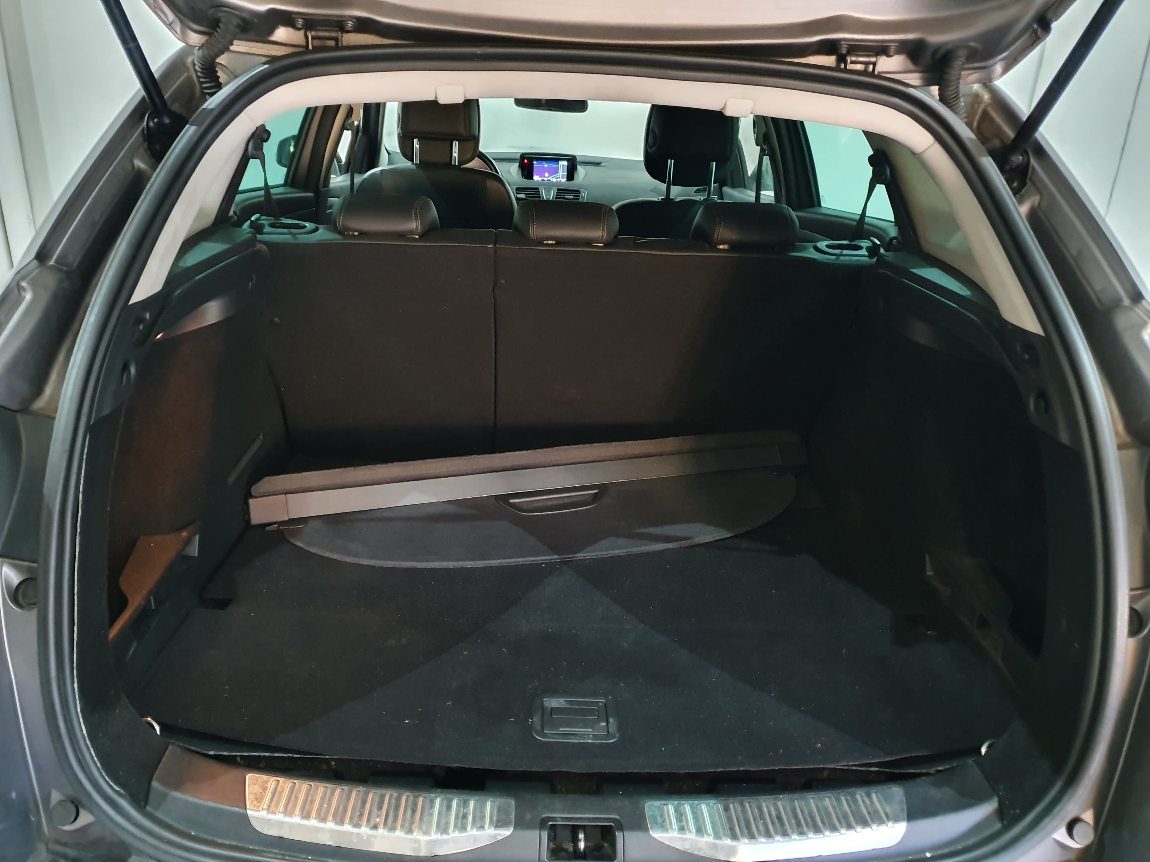 Renault Mégane · Ano 2013 — imagem 19